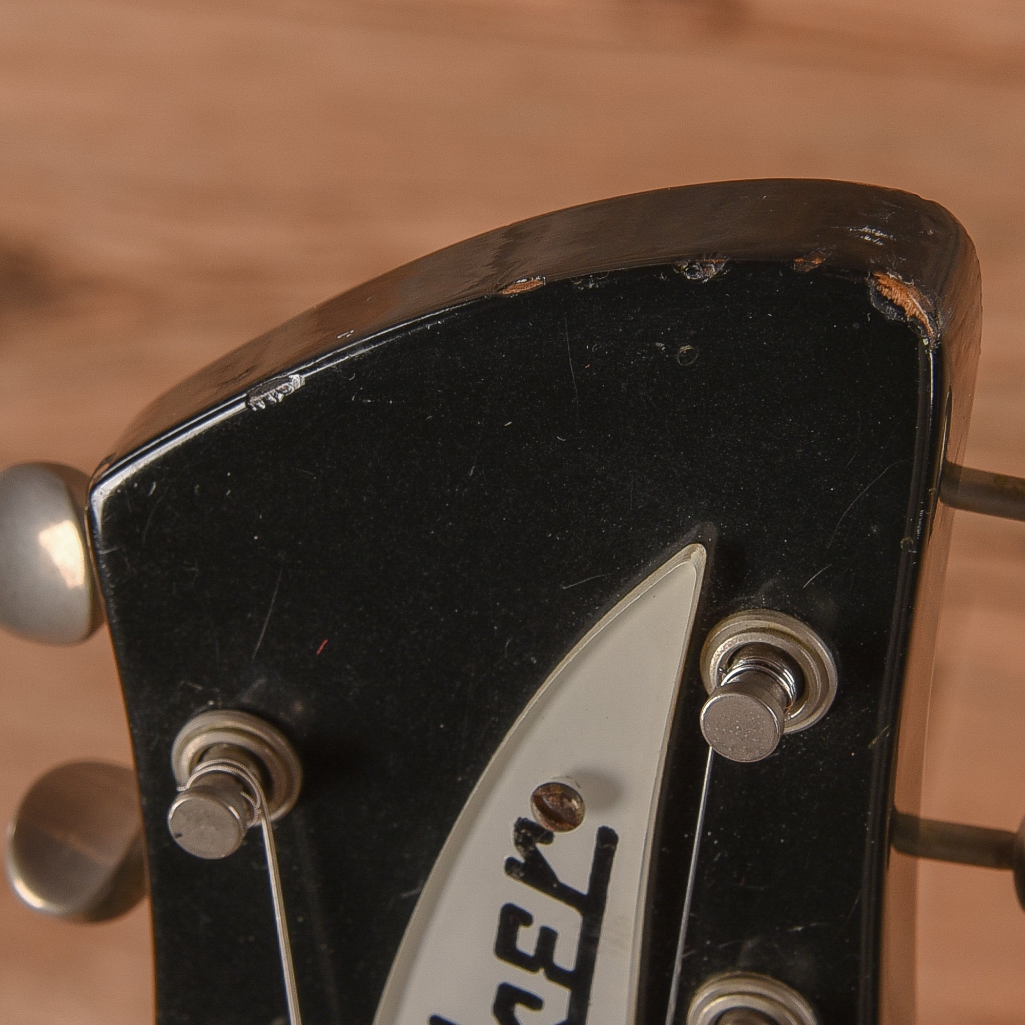 Rickenbacker 325A Jetglo 1967 Electric Guitars / Semi-Hollow
