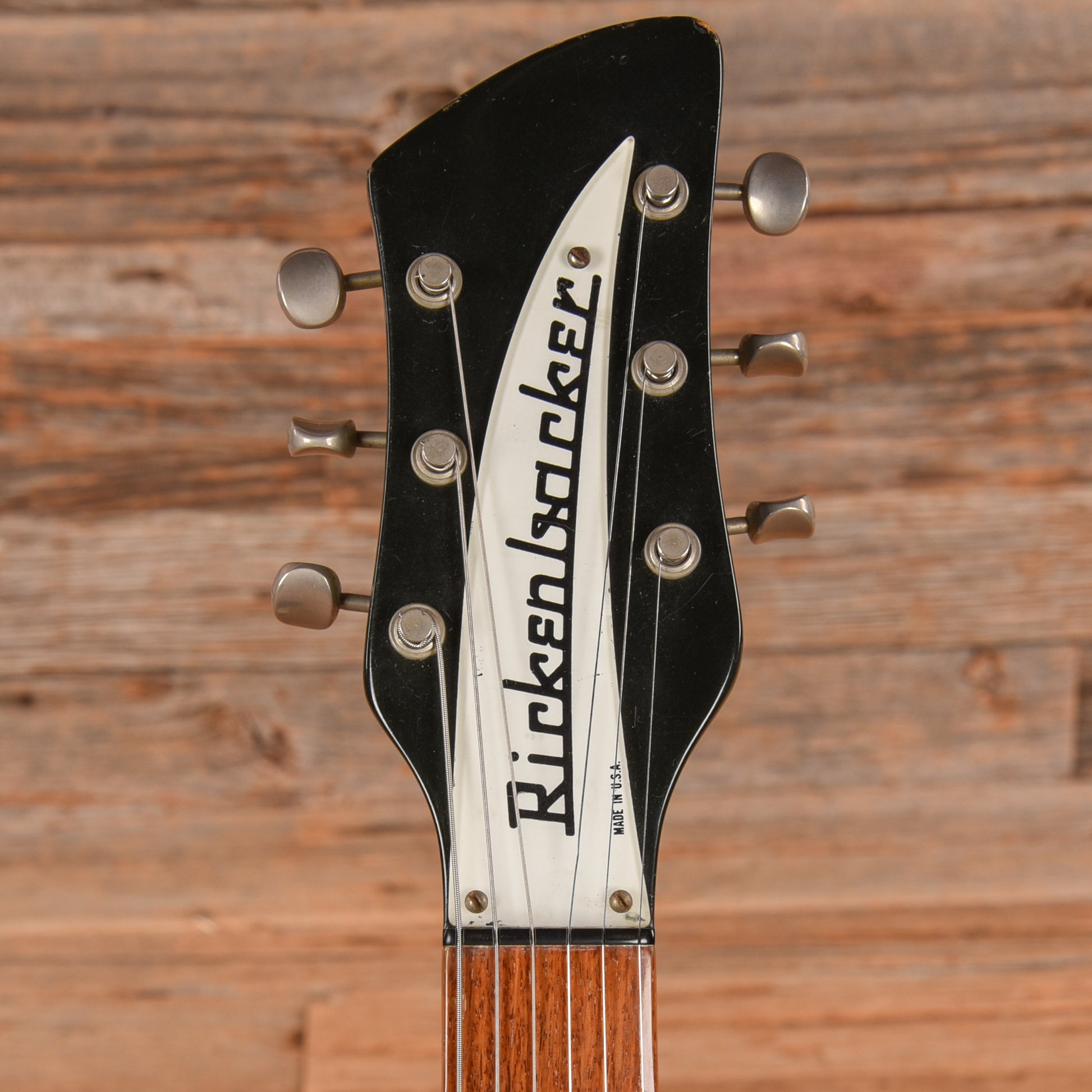Rickenbacker 325A Jetglo 1967 Electric Guitars / Semi-Hollow