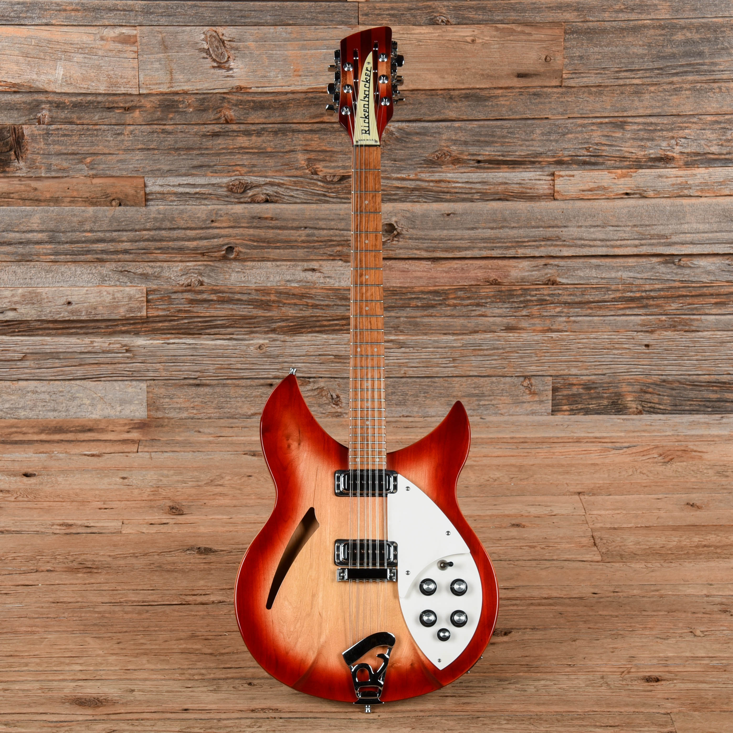 Rickenbacker 330/12 Fireglo 1999 Electric Guitars / Semi-Hollow