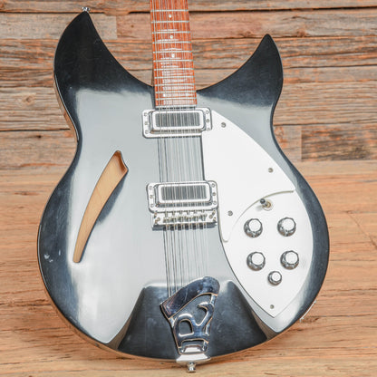 Rickenbacker 330/12 Jetglo 2004 Electric Guitars / Semi-Hollow