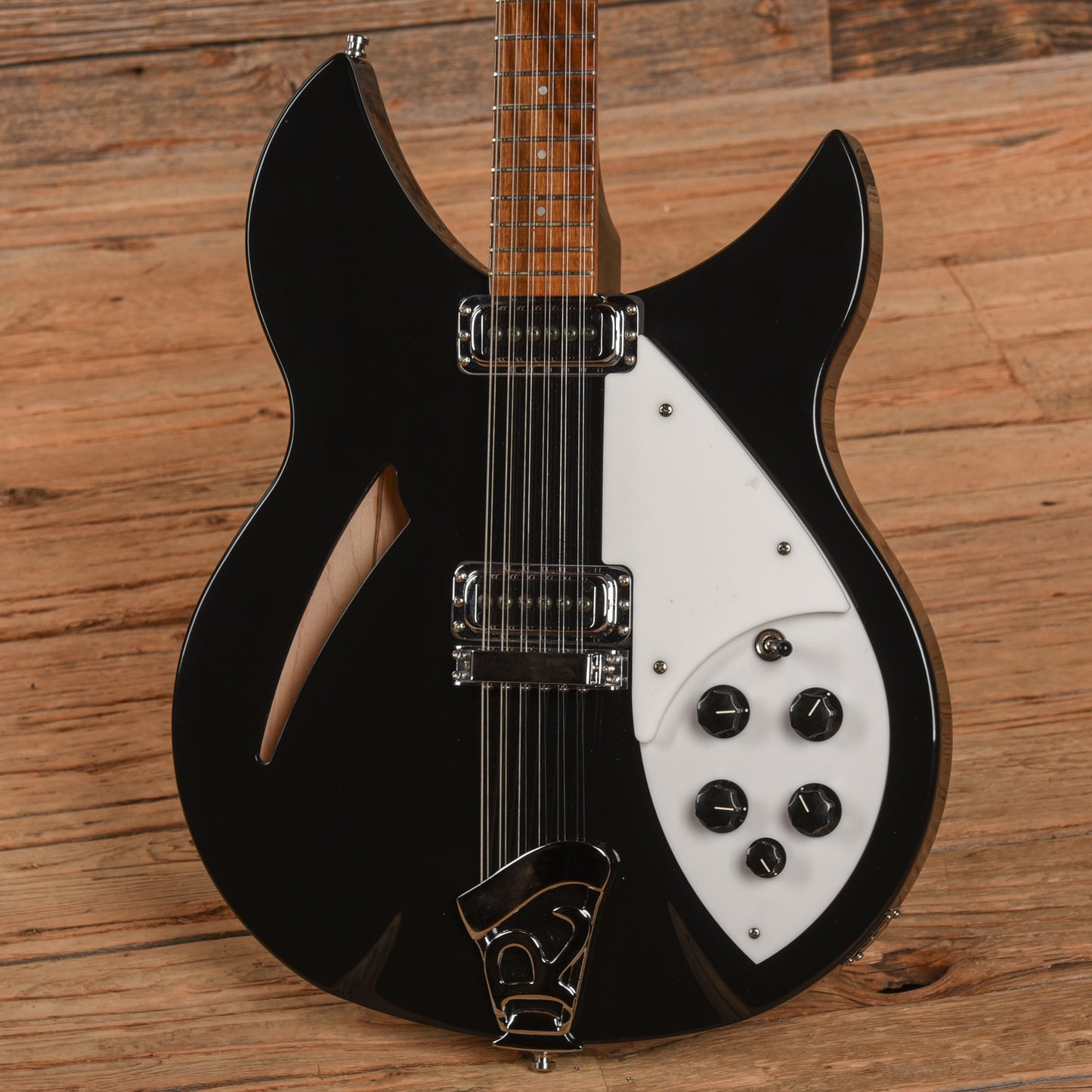 Rickenbacker 330-12 Jetglo 2023 Electric Guitars / Semi-Hollow
