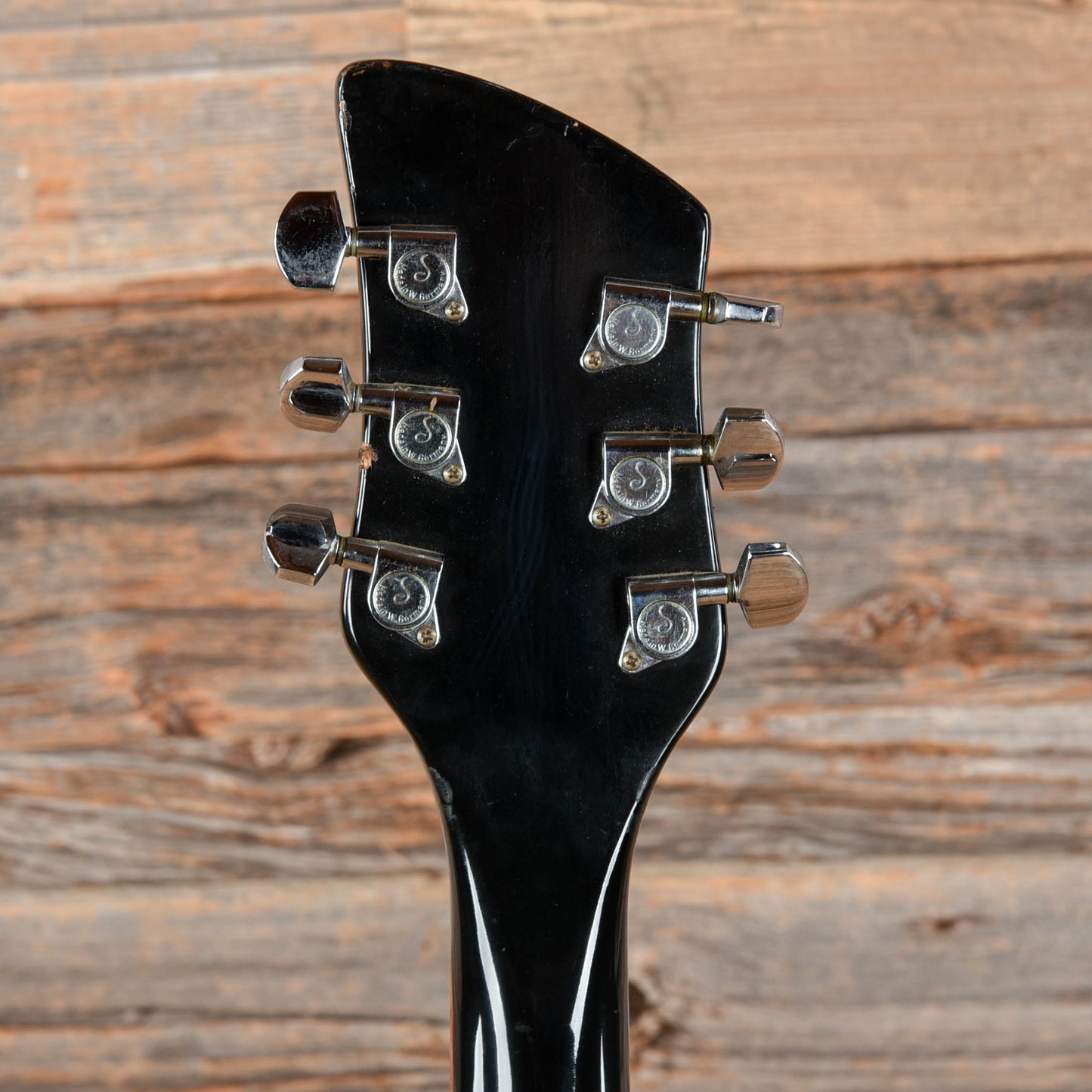 Rickenbacker 330 Jetglo 1985 Electric Guitars / Semi-Hollow