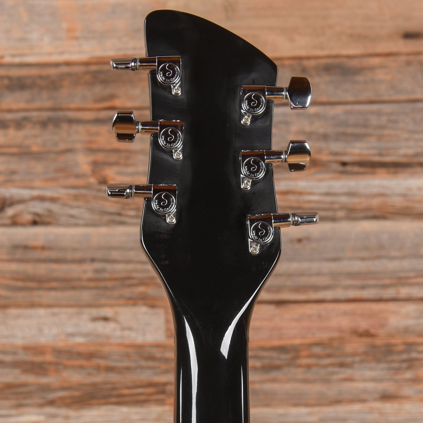 Rickenbacker 330 Jetglo 2008 Electric Guitars / Semi-Hollow