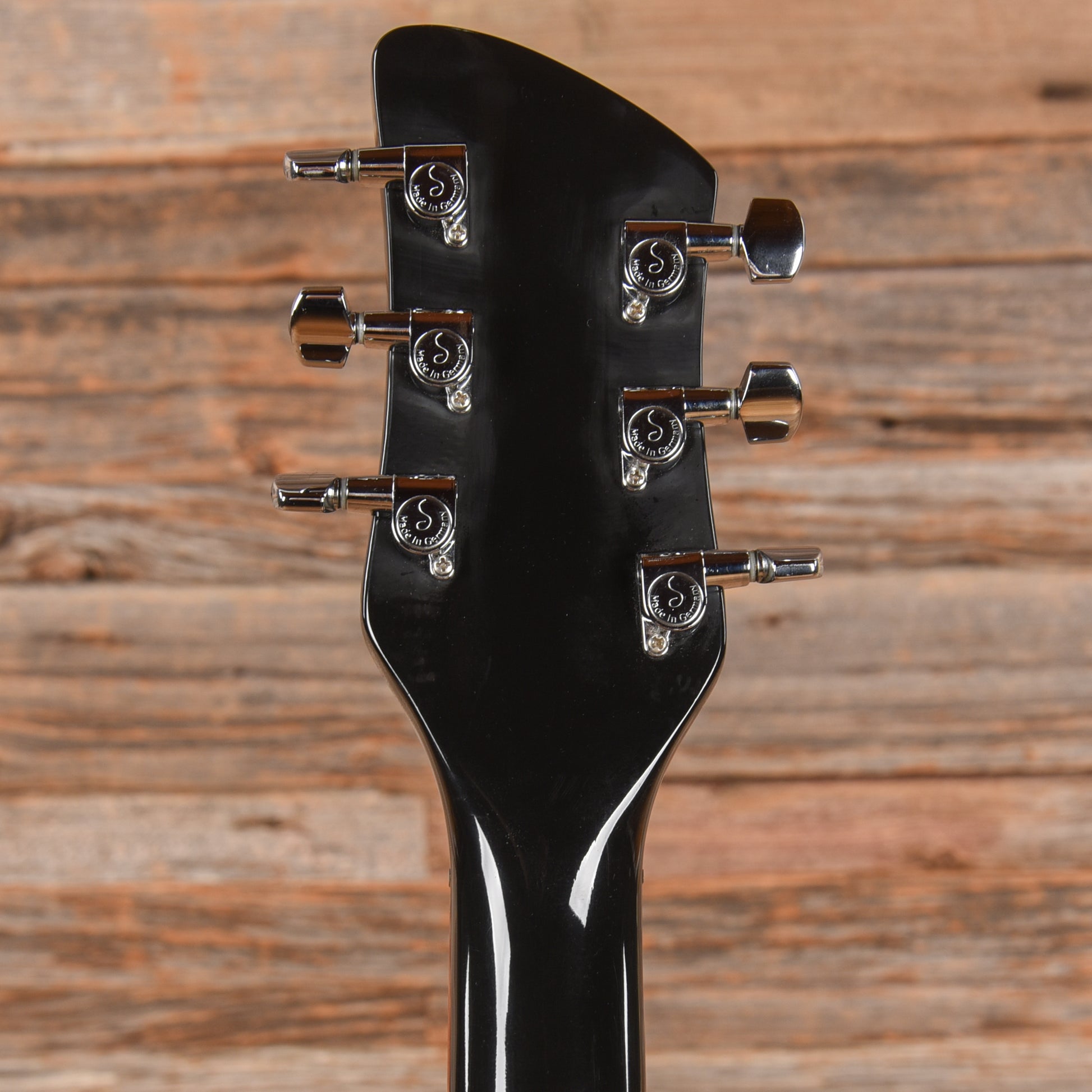 Rickenbacker 330 Jetglo 2008 Electric Guitars / Semi-Hollow