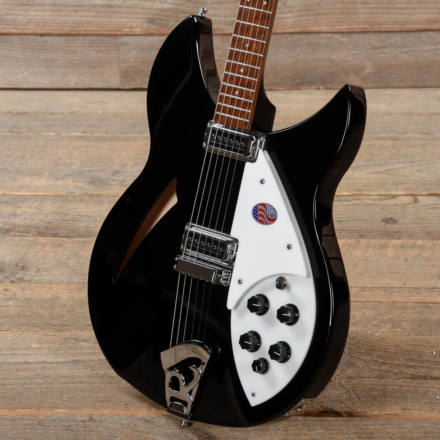 Rickenbacker 330 Jetglo Electric Guitars / Semi-Hollow