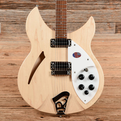 Rickenbacker 330 Mapleglo 2022 Electric Guitars / Semi-Hollow