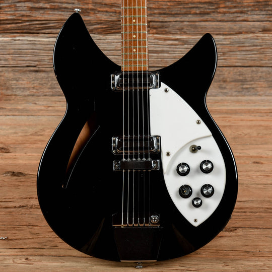 Rickenbacker 335 Jetglo 1966 Electric Guitars / Semi-Hollow