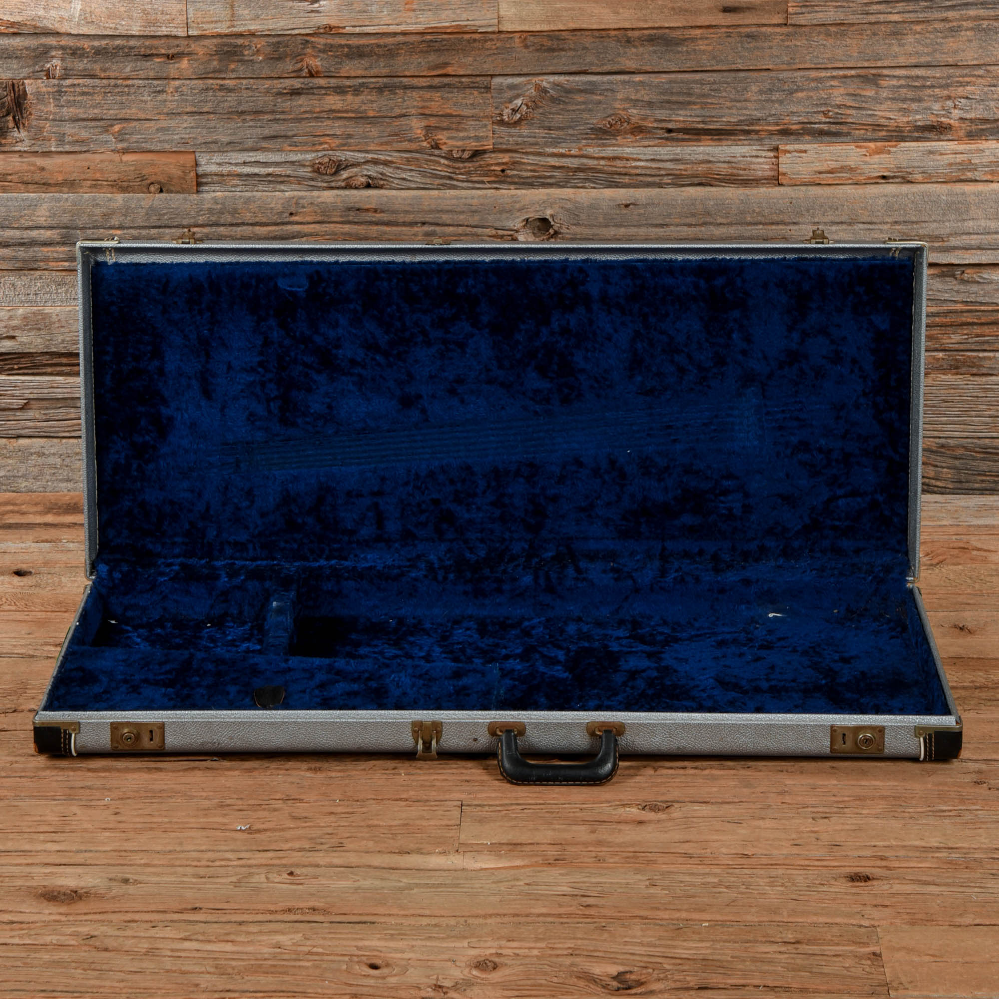 Rickenbacker 335 Jetglo 1966 Electric Guitars / Semi-Hollow