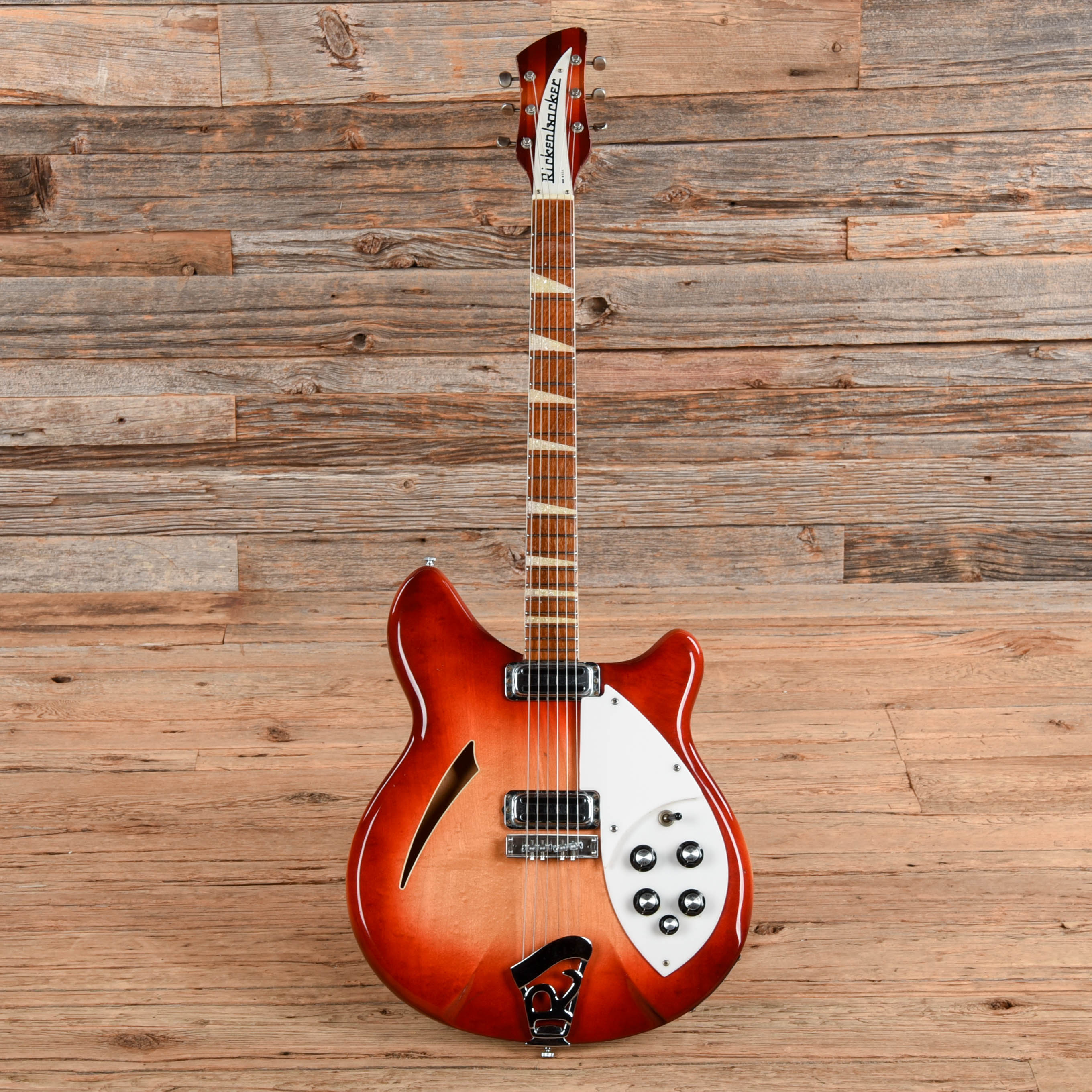 Rickenbacker 360 Fireglo 1966 Electric Guitars / Semi-Hollow