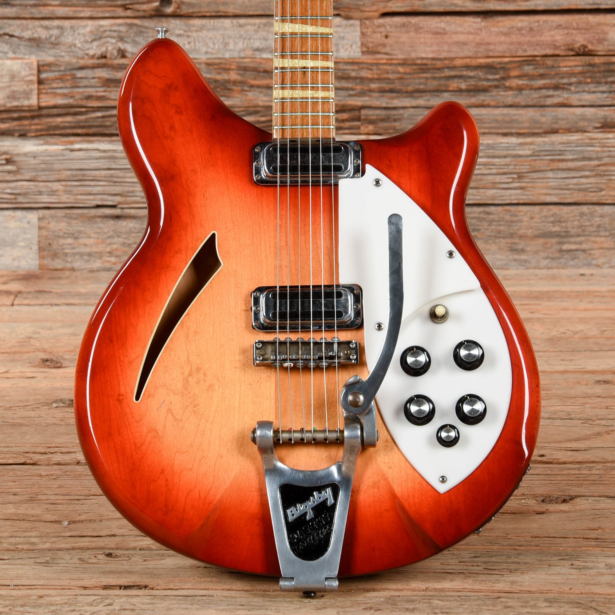 Rickenbacker 360 Fireglo 1966 Electric Guitars / Semi-Hollow