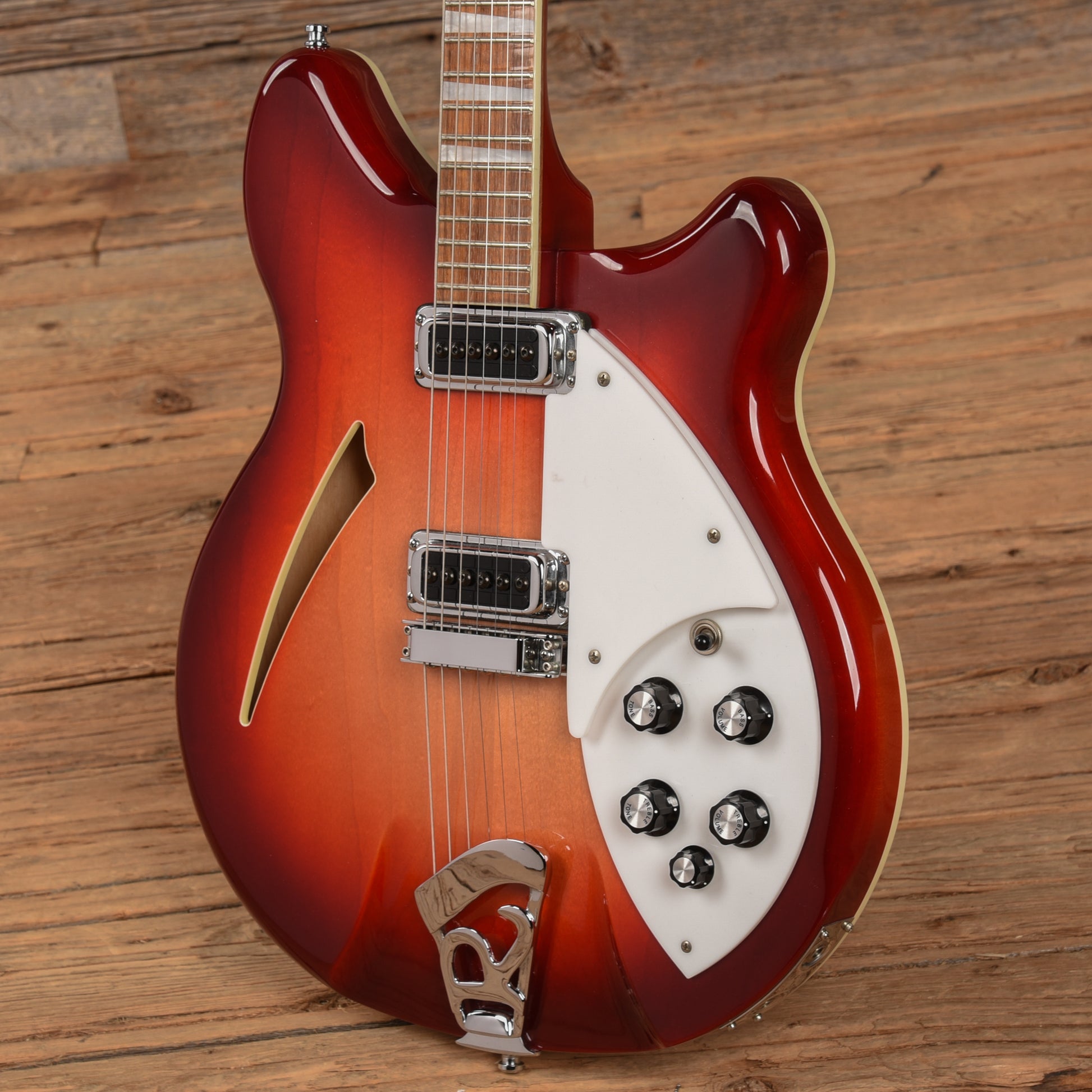 Rickenbacker 360 Fireglo 2009 Electric Guitars / Semi-Hollow