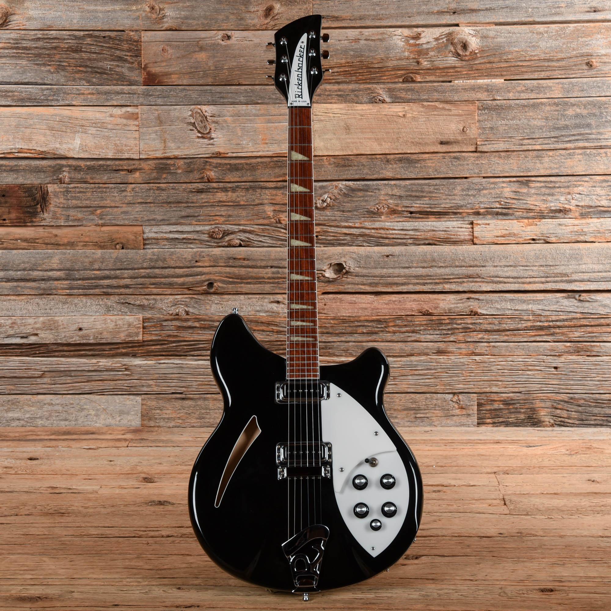 Rickenbacker 360 Jetglo 2005 Electric Guitars / Semi-Hollow