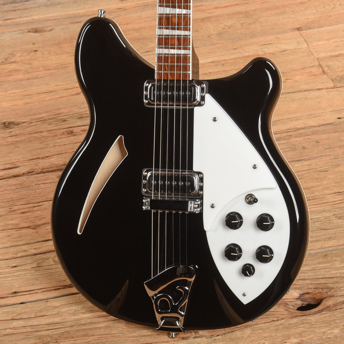 Rickenbacker 360 Jetglo 2024 Electric Guitars / Semi-Hollow