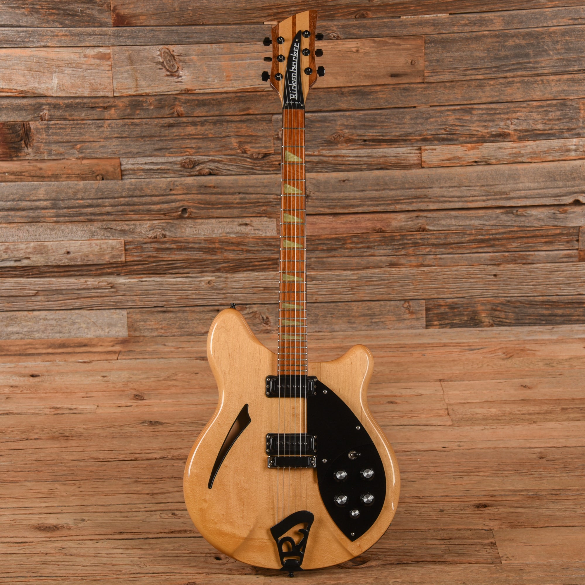 Rickenbacker 360 Mapleglo 1989 Electric Guitars / Semi-Hollow