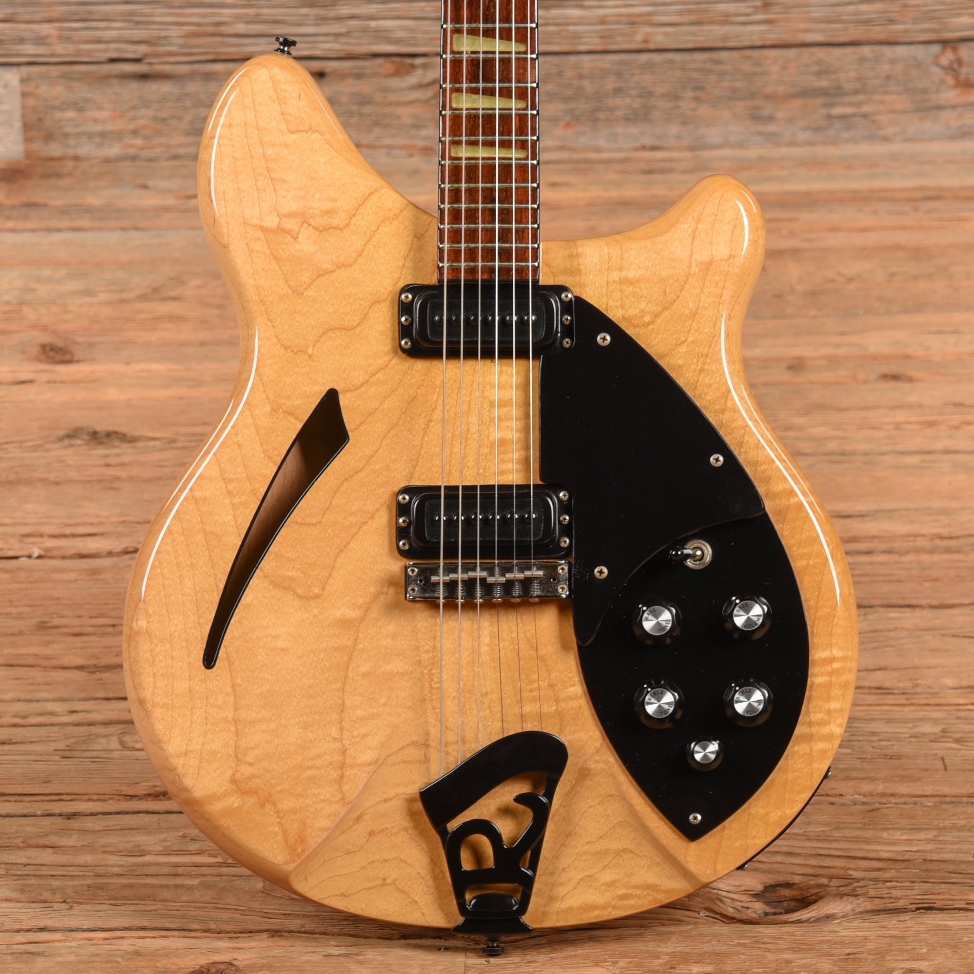 Rickenbacker 360 Mapleglo Tuxedo 1985 Electric Guitars / Semi-Hollow
