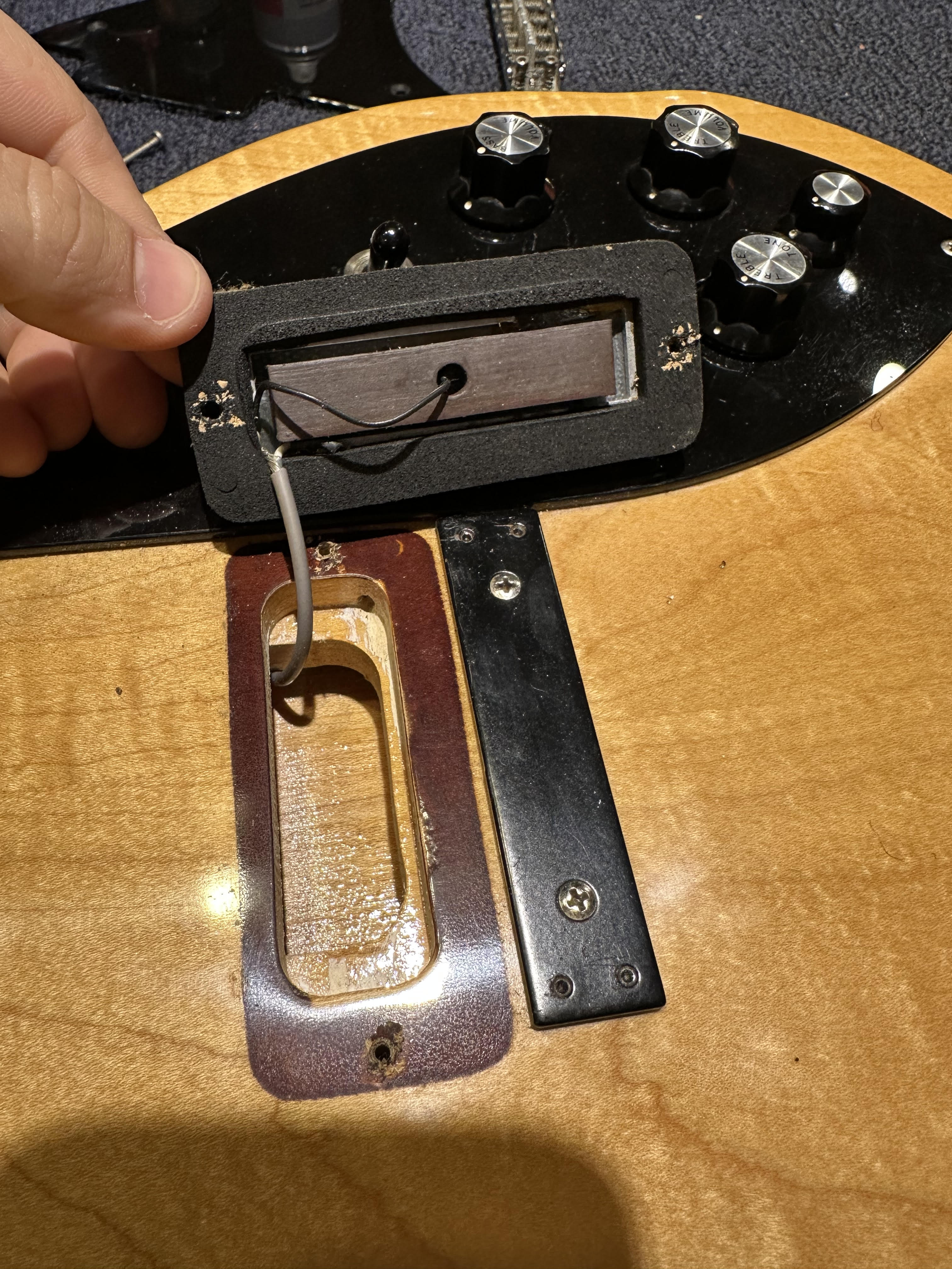 Rickenbacker 360 Mapleglo Tuxedo 1985 Electric Guitars / Semi-Hollow