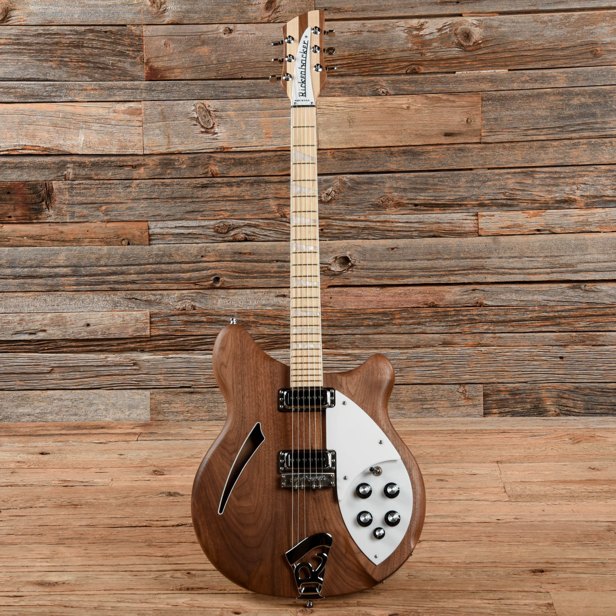 Rickenbacker 360 Walnut Walnut 2008 Electric Guitars / Semi-Hollow
