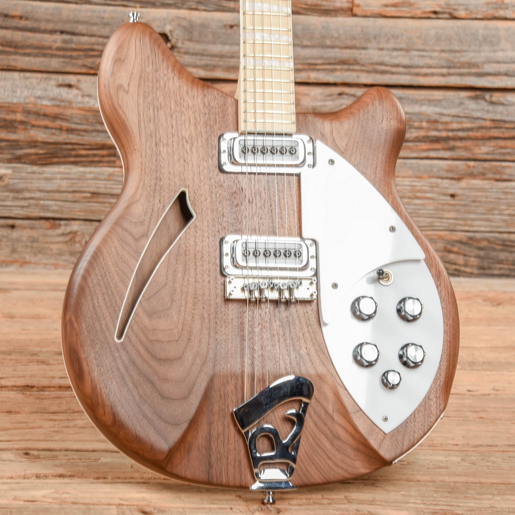 Rickenbacker 360 Walnut Walnut 2008 Electric Guitars / Semi-Hollow