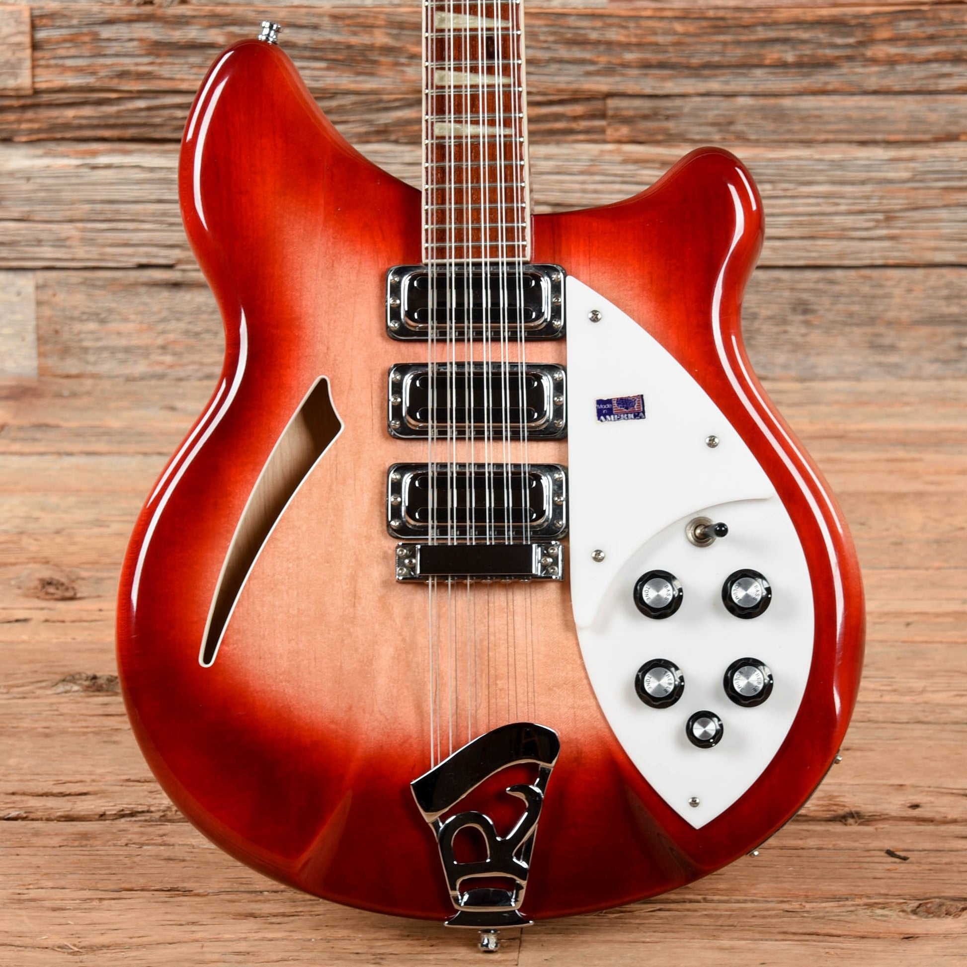 Rickenbacker 370/12 Fireglo 2001 Electric Guitars / Semi-Hollow