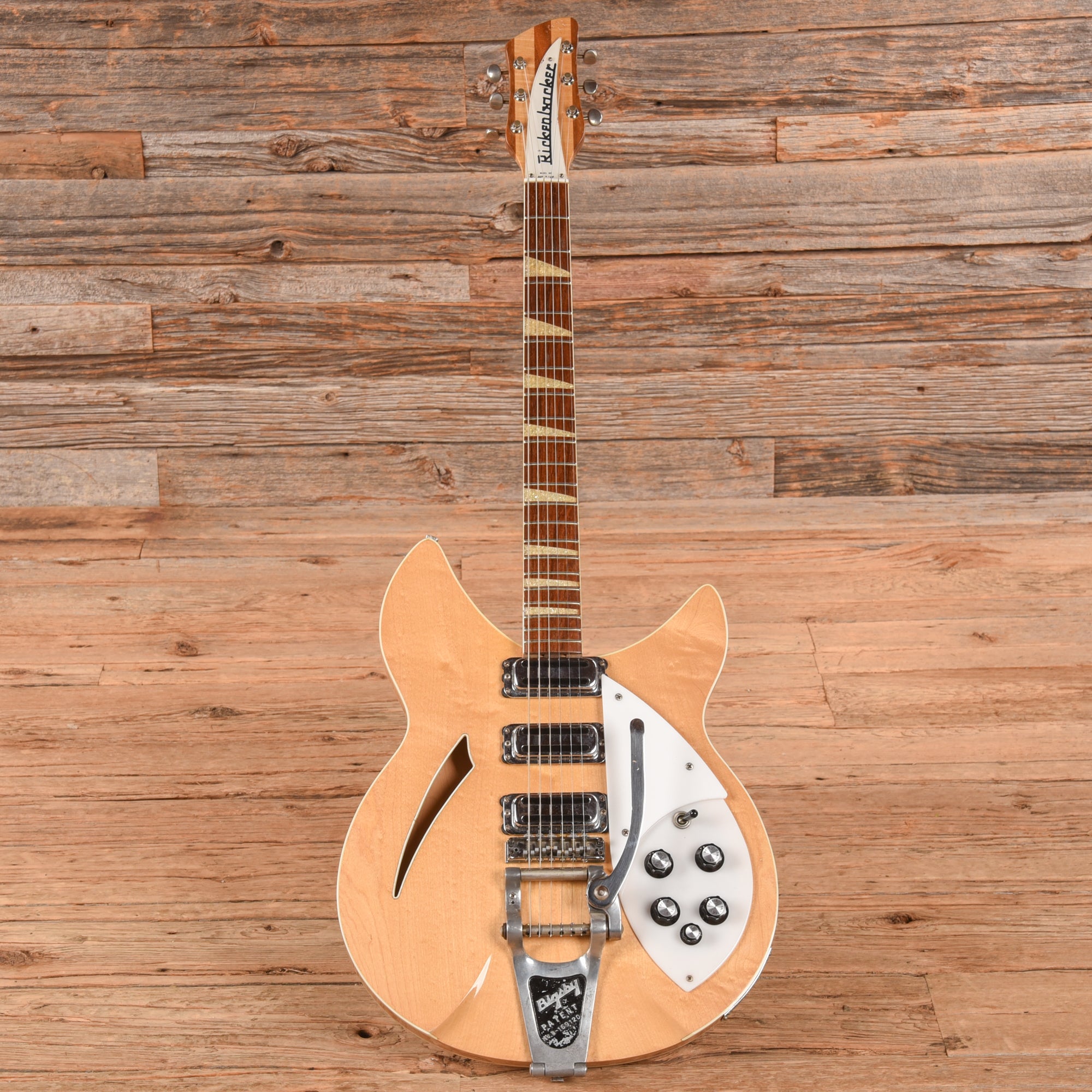 Rickenbacker 370 OS Mapleglo 1968 Electric Guitars / Semi-Hollow