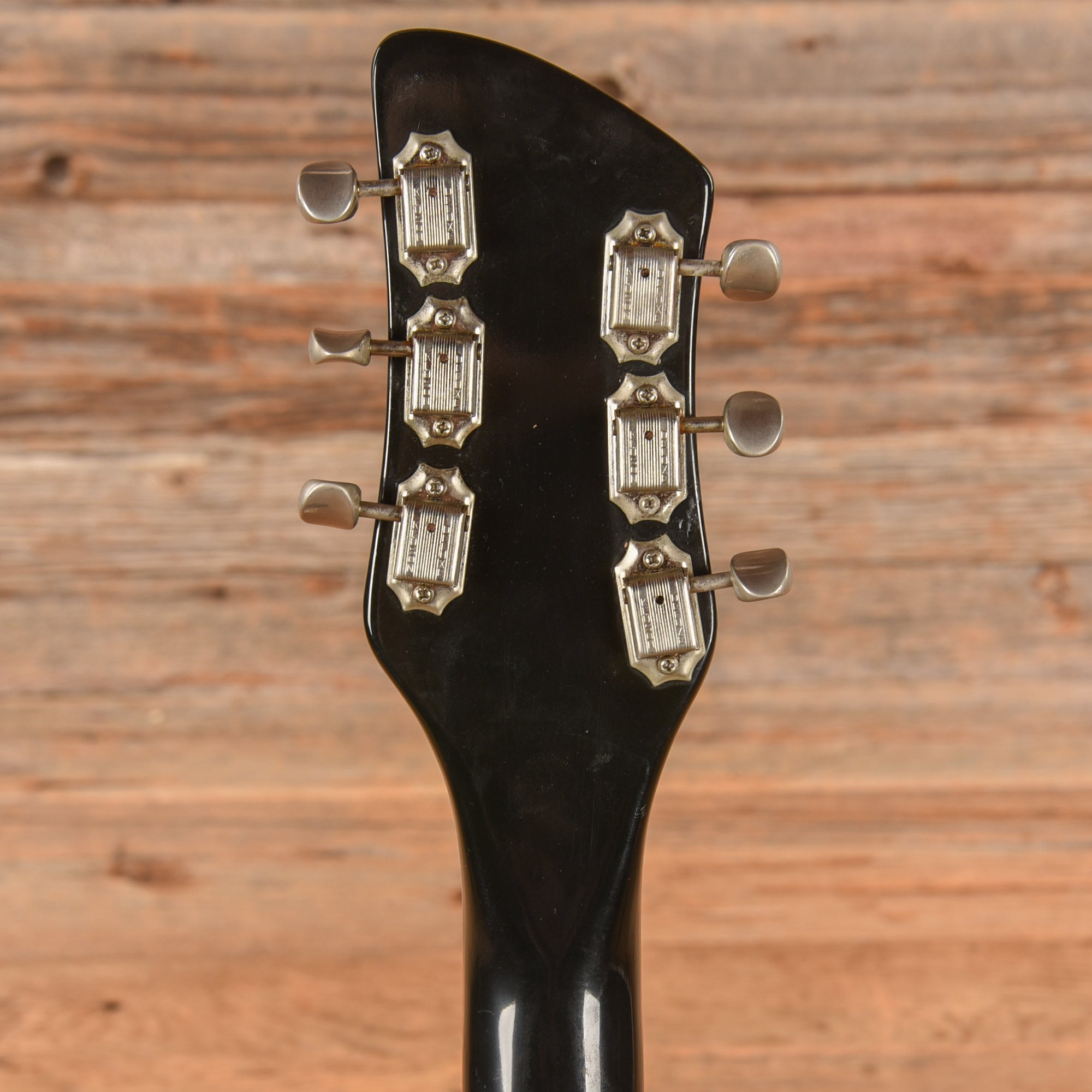 Rickenbacker 320 Jetglo 1982 Electric Guitars / Solid Body