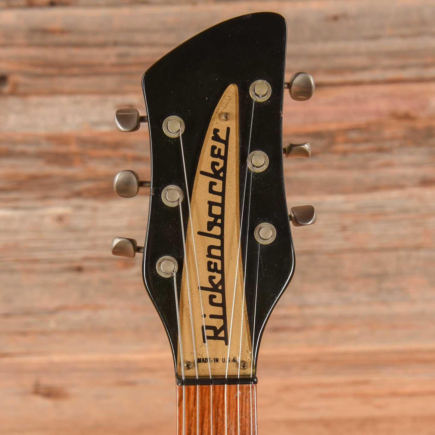 Rickenbacker 320 Jetglo 1982 Electric Guitars / Solid Body
