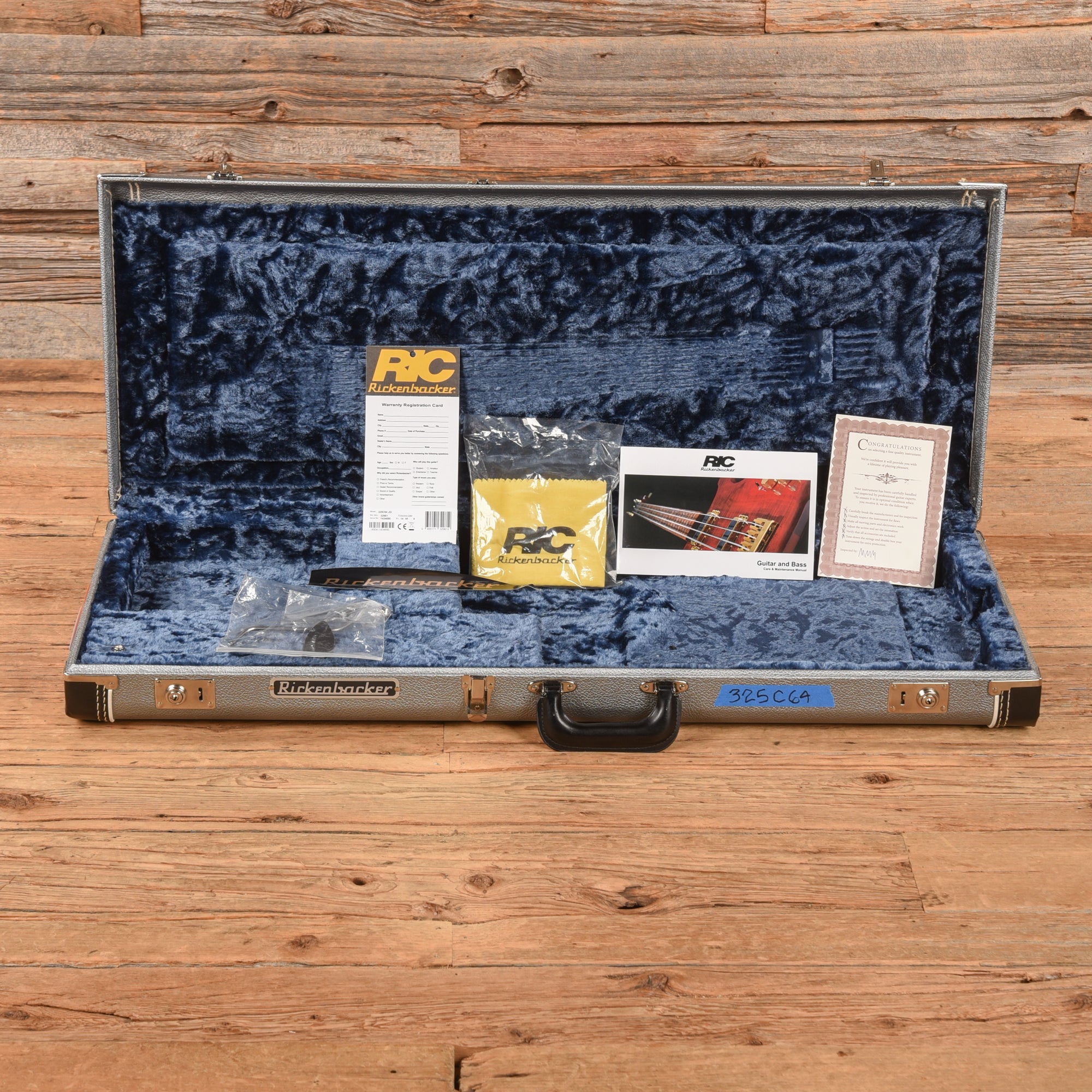 Rickenbacker 325C64 Jetglo 2014 Electric Guitars / Solid Body