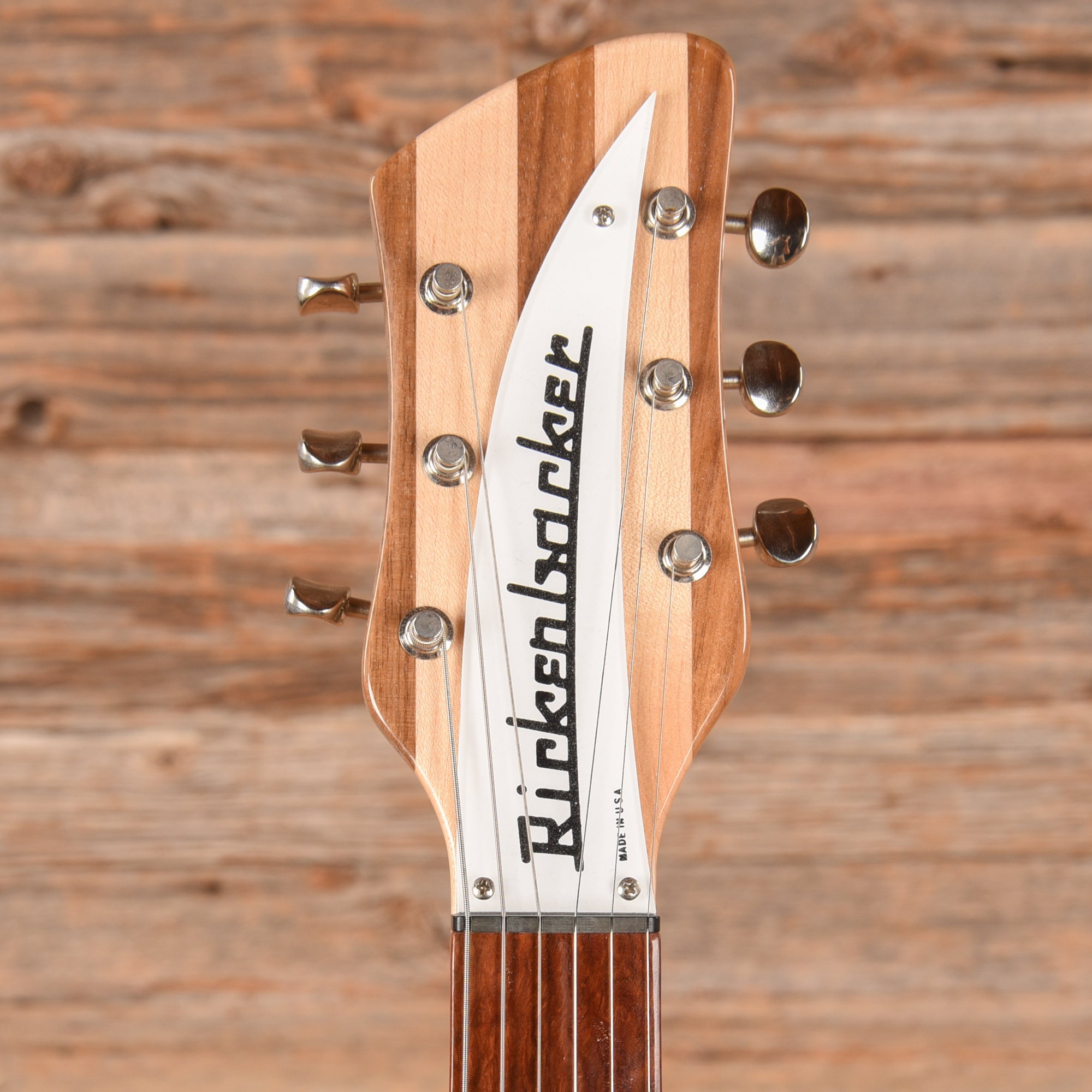 Rickenbacker 350/V63 Mapleglo 2022 Electric Guitars / Solid Body