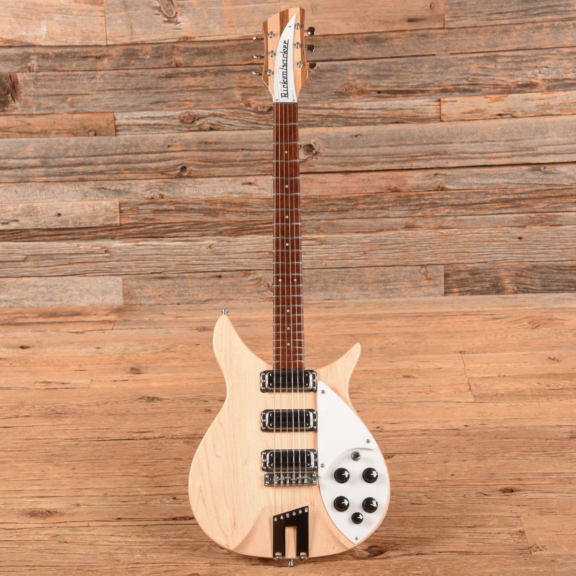 Rickenbacker 350/V63 Mapleglo 2022 Electric Guitars / Solid Body