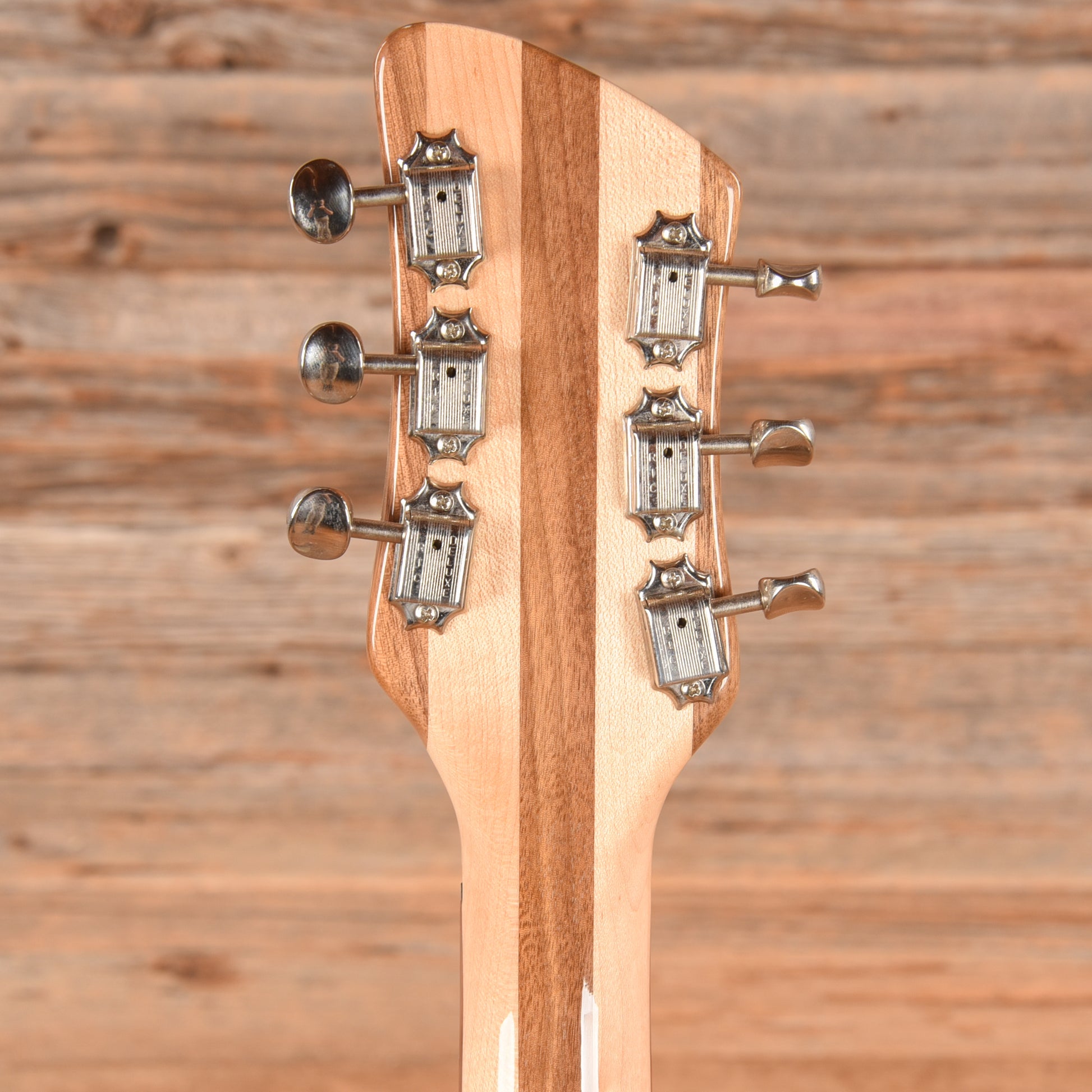 Rickenbacker 350/V63 Mapleglo 2022 Electric Guitars / Solid Body
