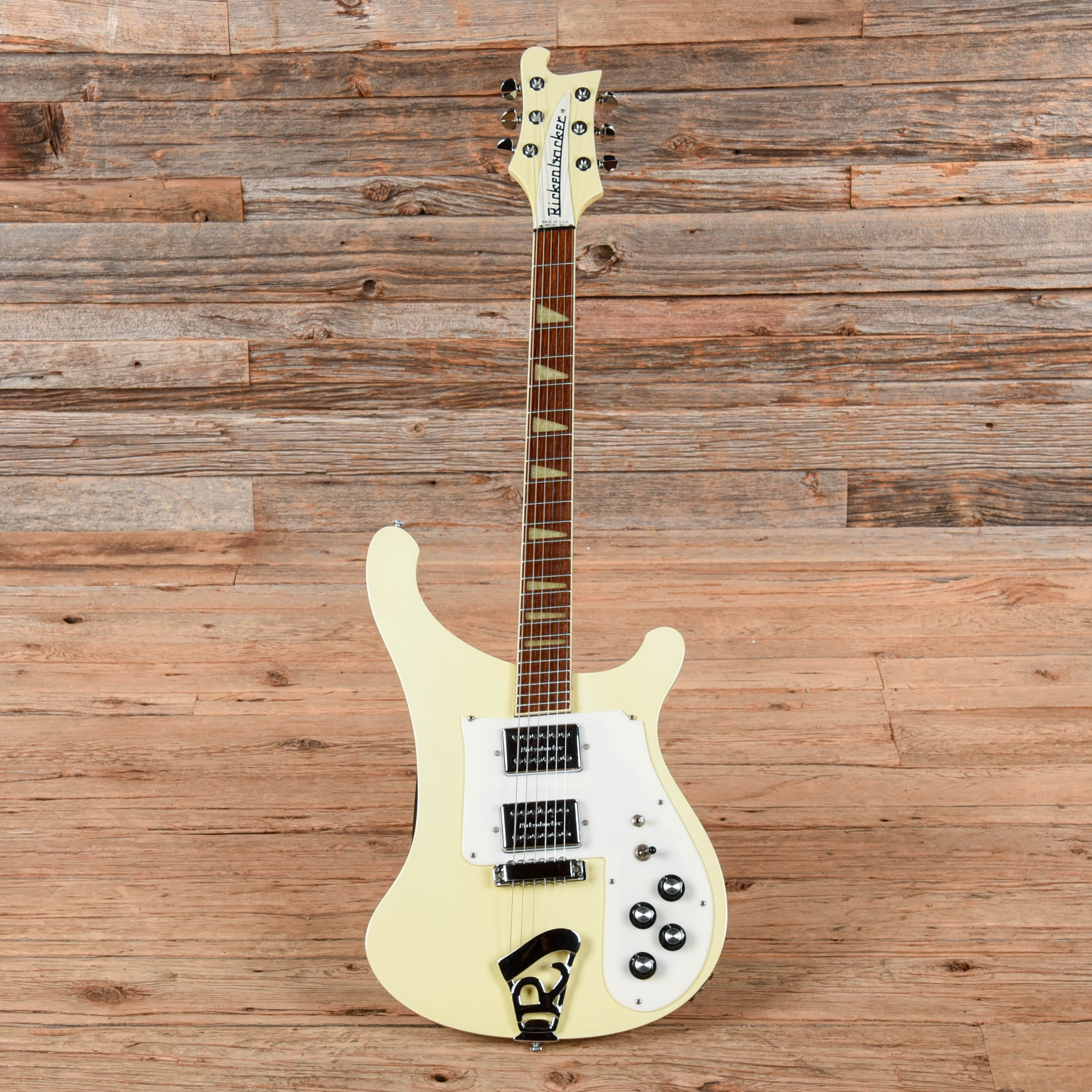 Rickenbacker 481 White 1975 Electric Guitars / Solid Body