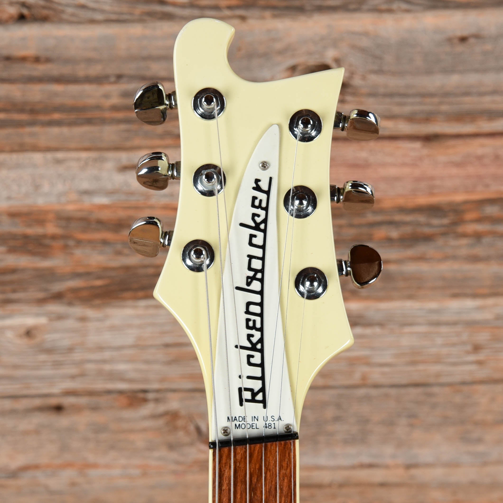 Rickenbacker 481 White 1975 Electric Guitars / Solid Body