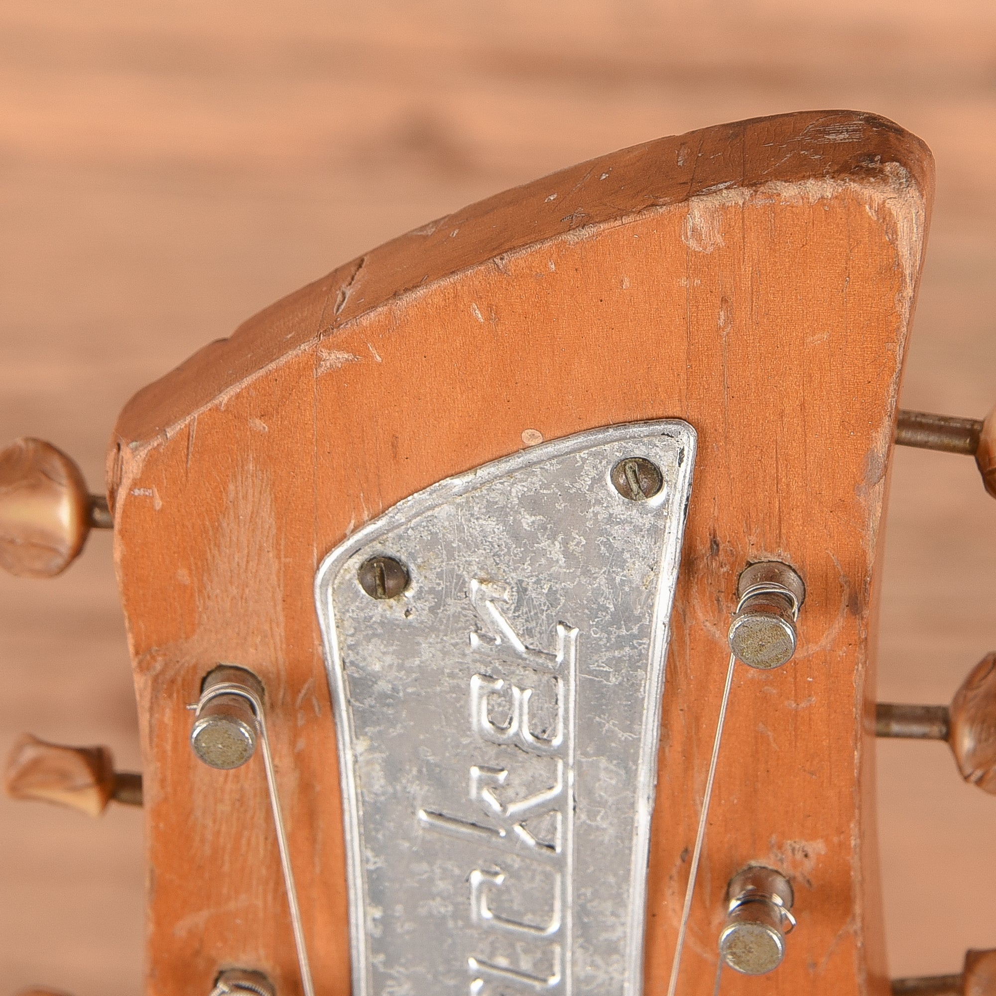 Rickenbacker Model 1000 Jetglo 1957 Electric Guitars / Solid Body