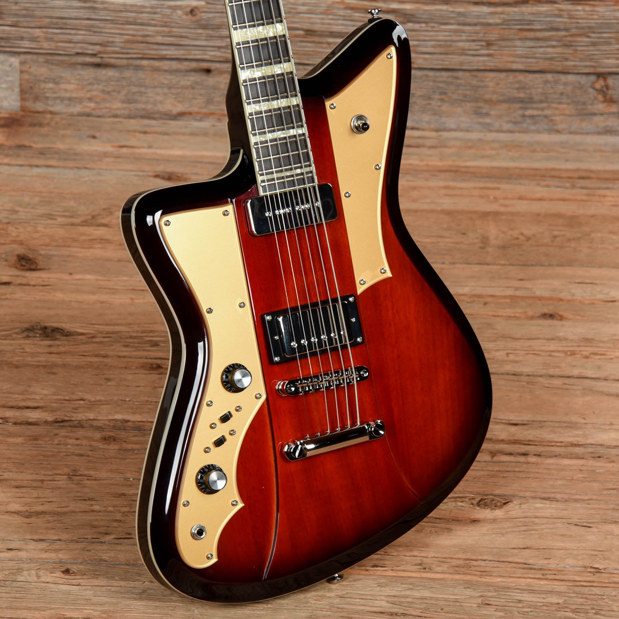 Rivolta by Novo Mondata Baritone Sunburst  LEFTY Electric Guitars / Solid Body