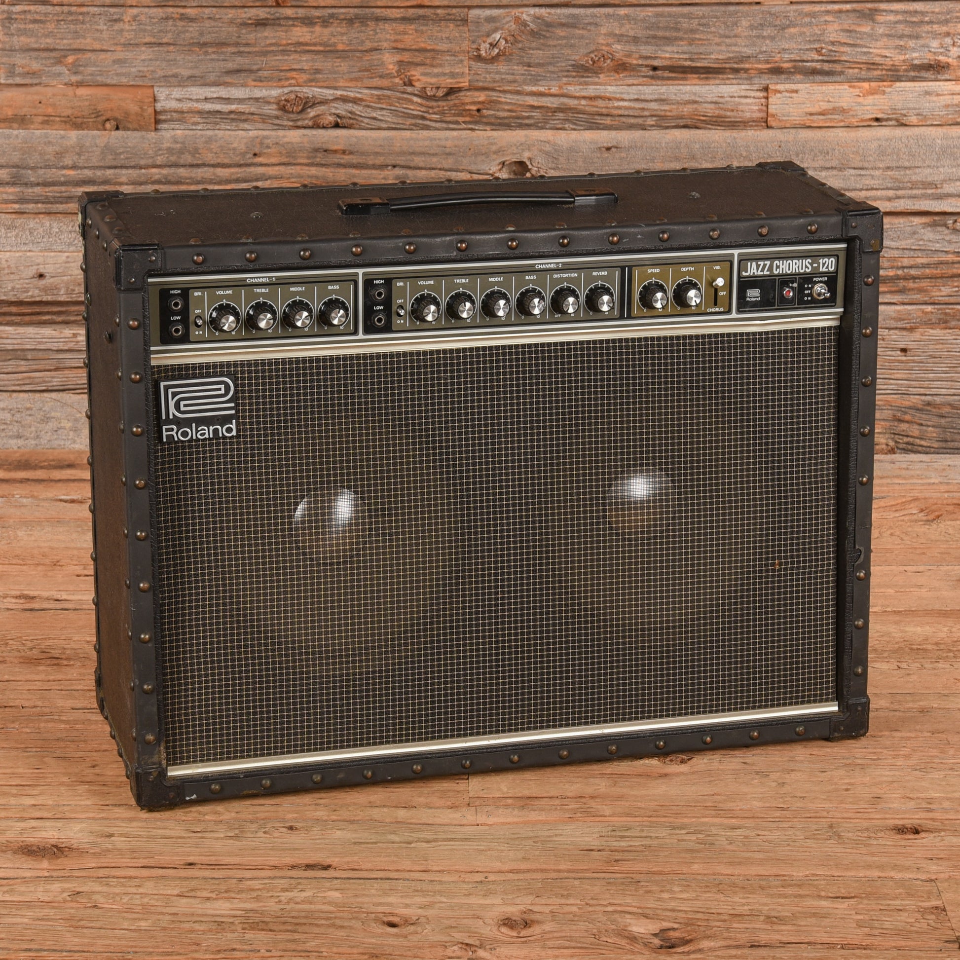 Roland JC-120 Jazz Chorus 2-Channel 120-Watt 2x12" Guitar Combo Amplifiers