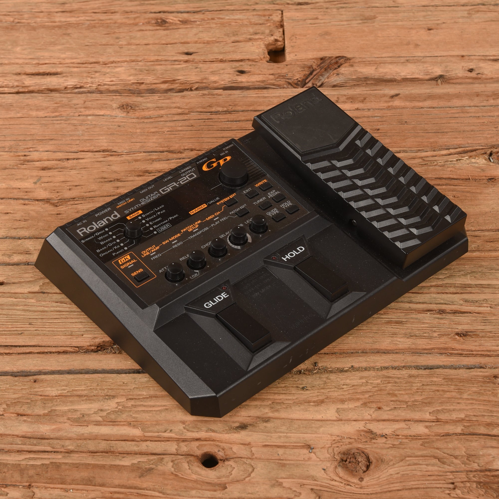 Roland GR-20 Guitar Synthesizer Effects and Pedals / Guitar Synths