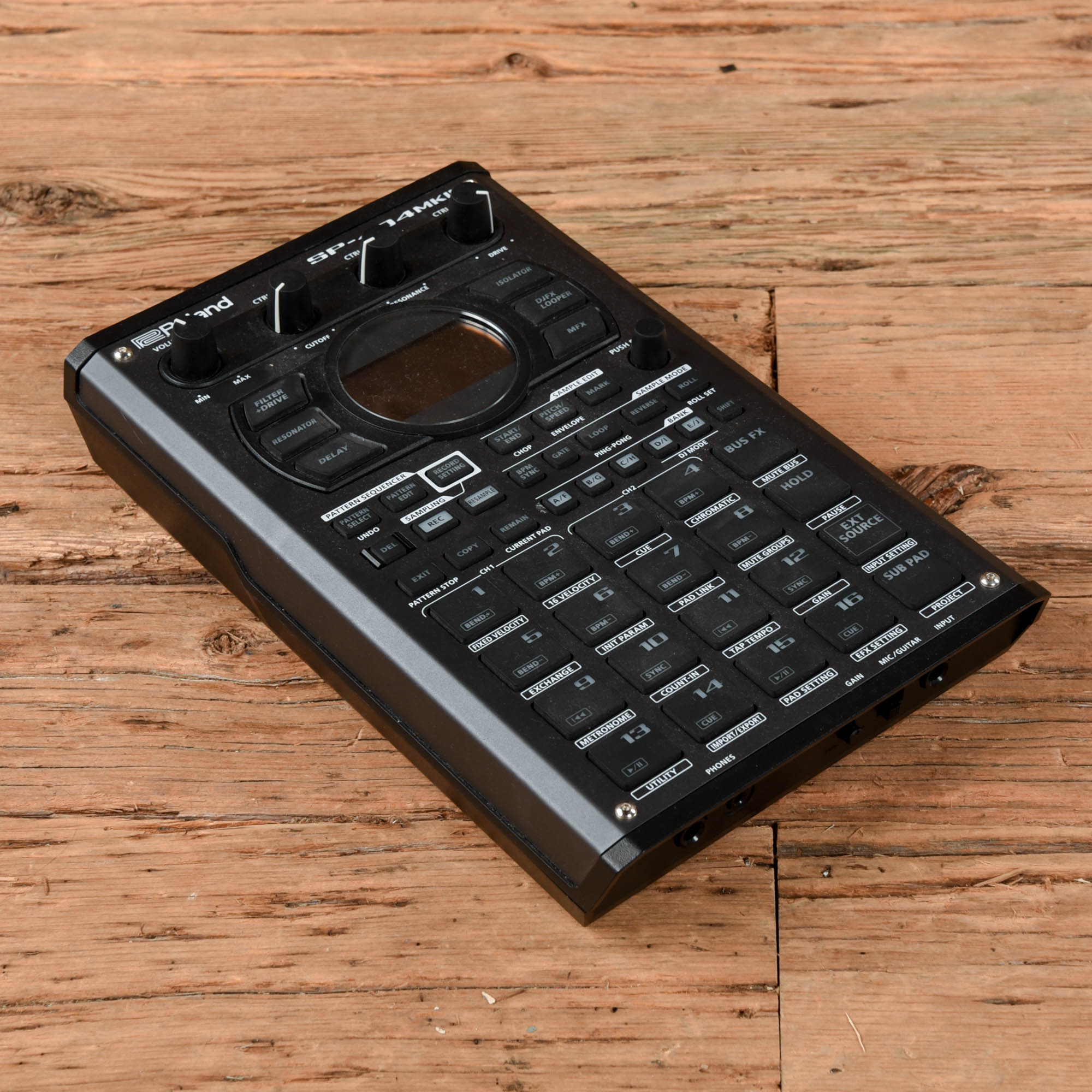 Roland SP-404MkII Keyboards and Synths / Drum Machines