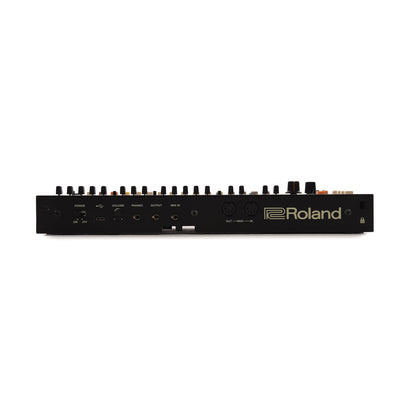 Roland JU-06A Synthesizer Keyboards and Synths / Synths / Digital Synths