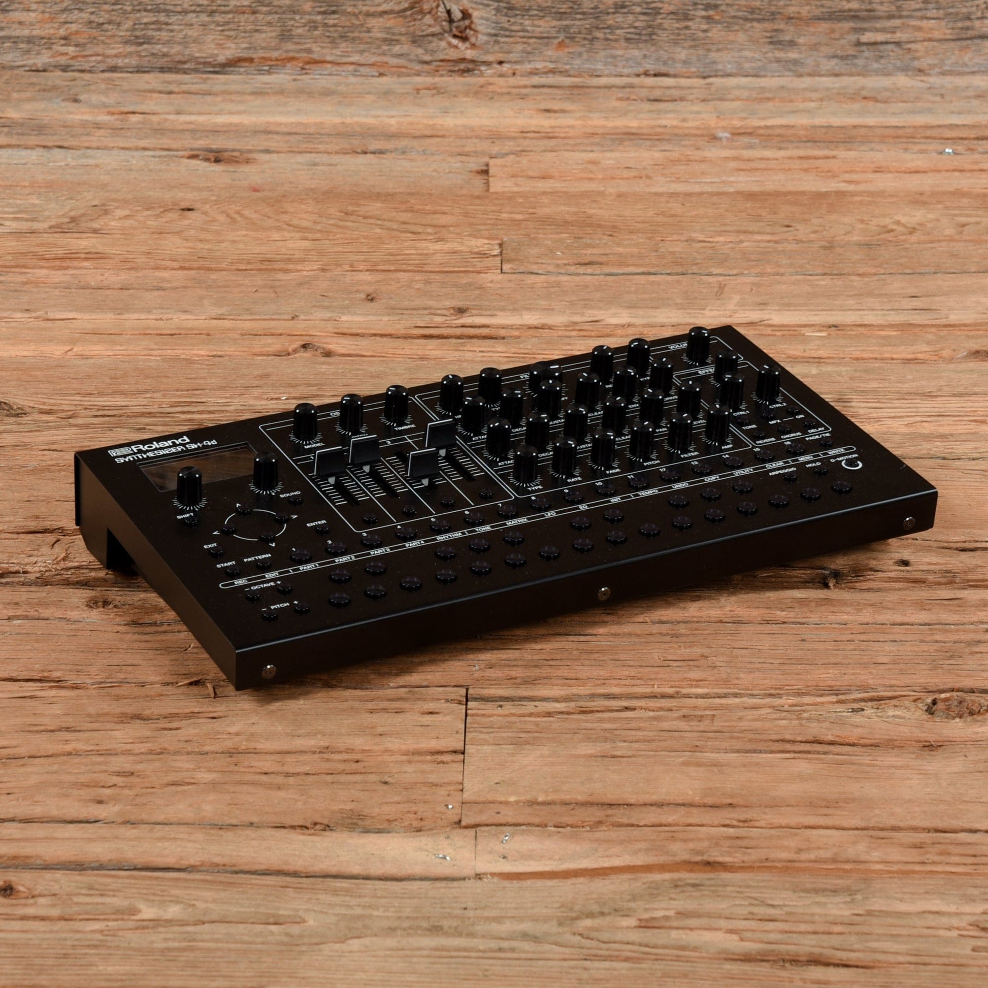 Roland SH-4D Polyphonic Desktop Synthesizer Keyboards and Synths / Synths / Digital Synths