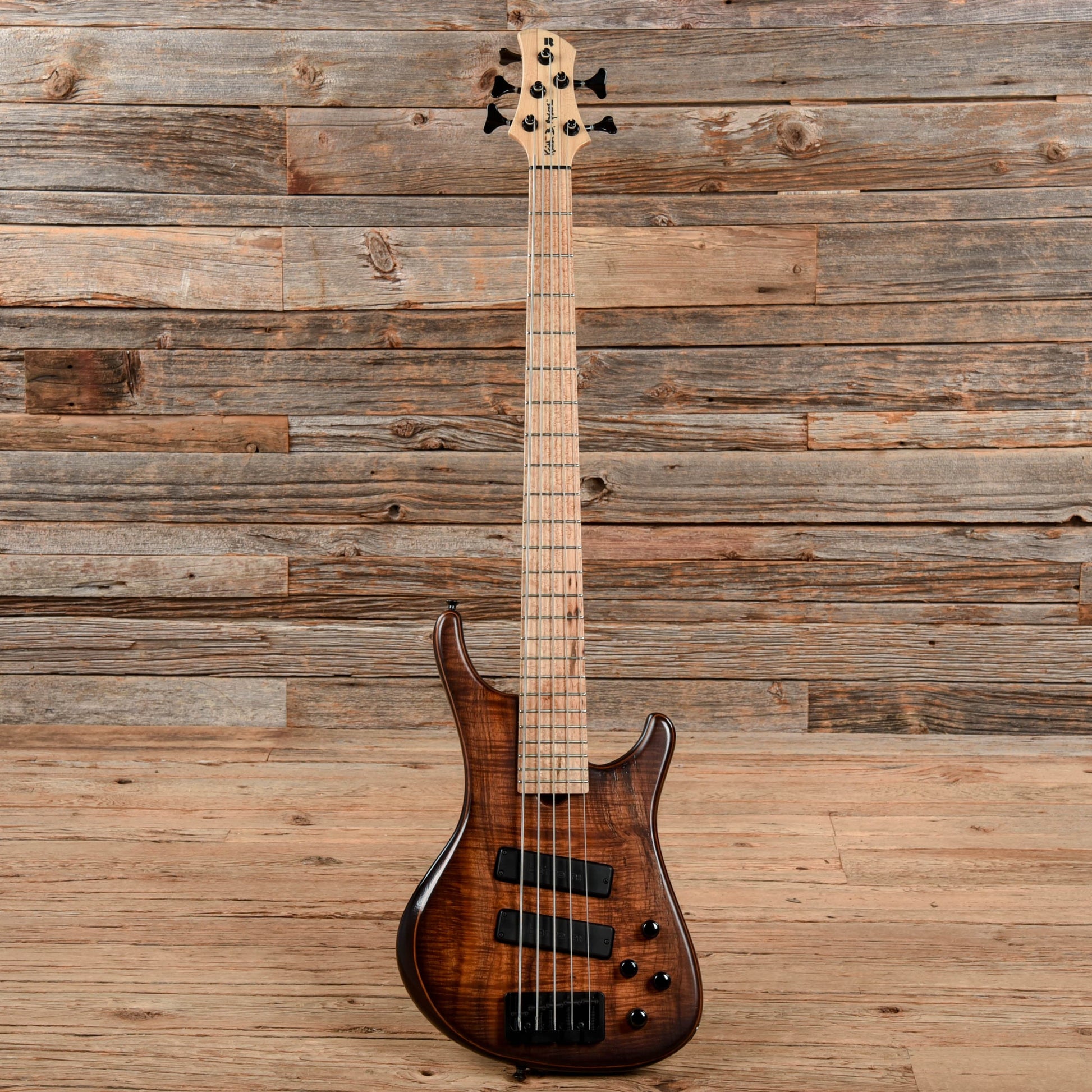 Roscoe LG 3005 Natural Bass Guitars / 5-String or More
