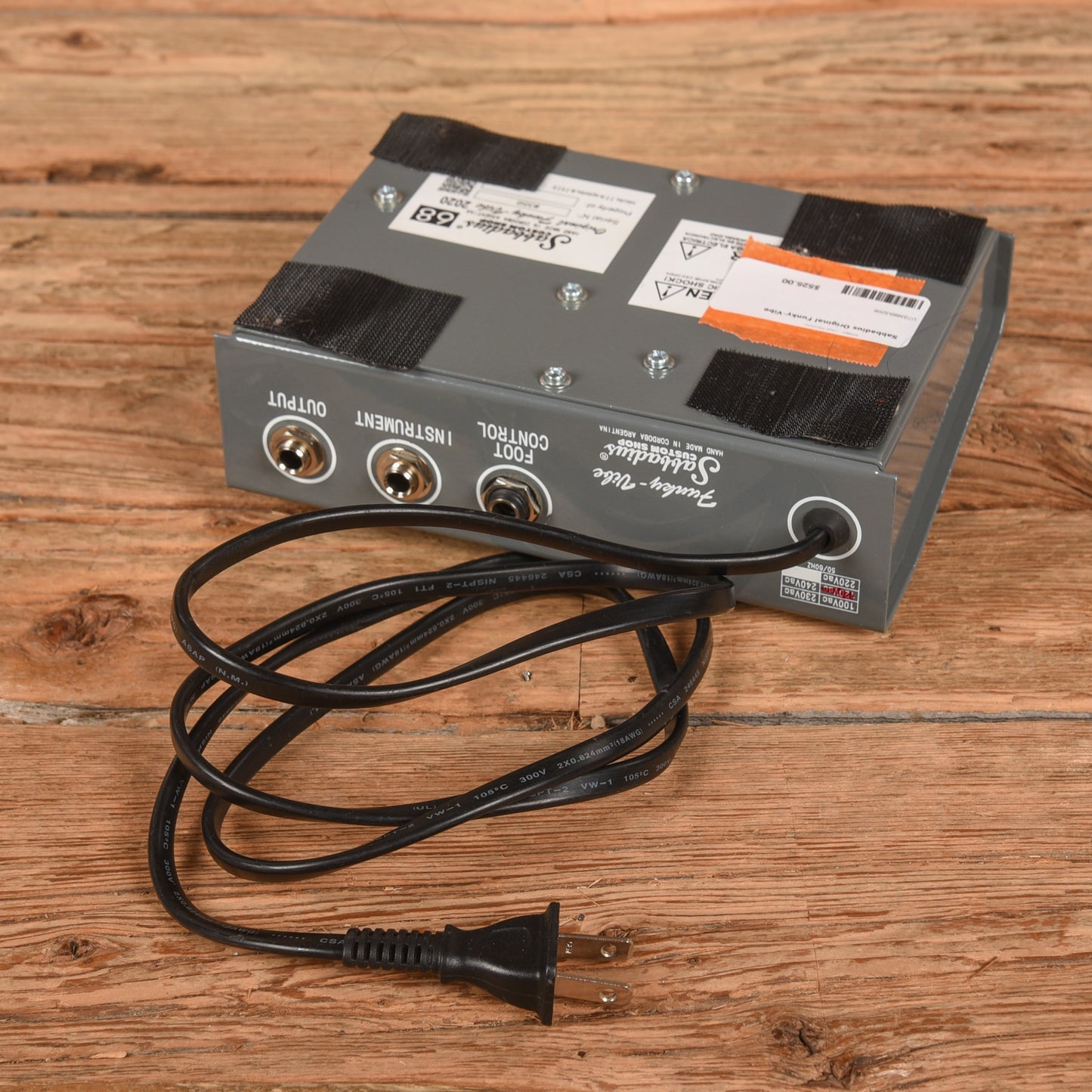 Sabbadius Original Funky-Vibe Effects and Pedals / Chorus and Vibrato