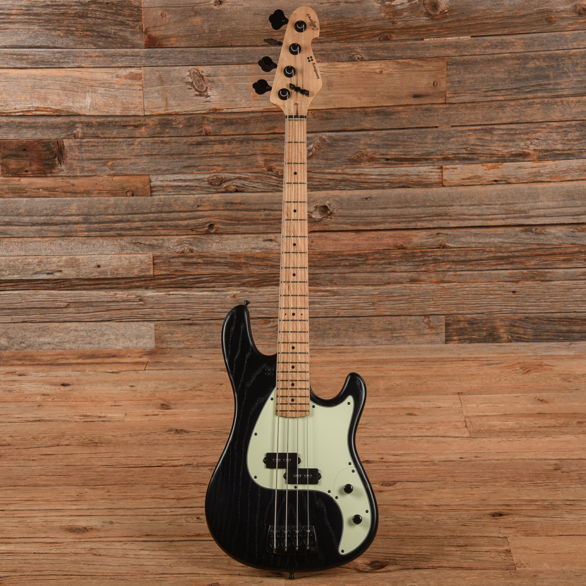 Sandberg Lionel Black Bass Guitars / 4-String