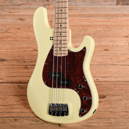 Sandberg Greenline VS4 Short Scale Creme High Gloss Bass Guitars