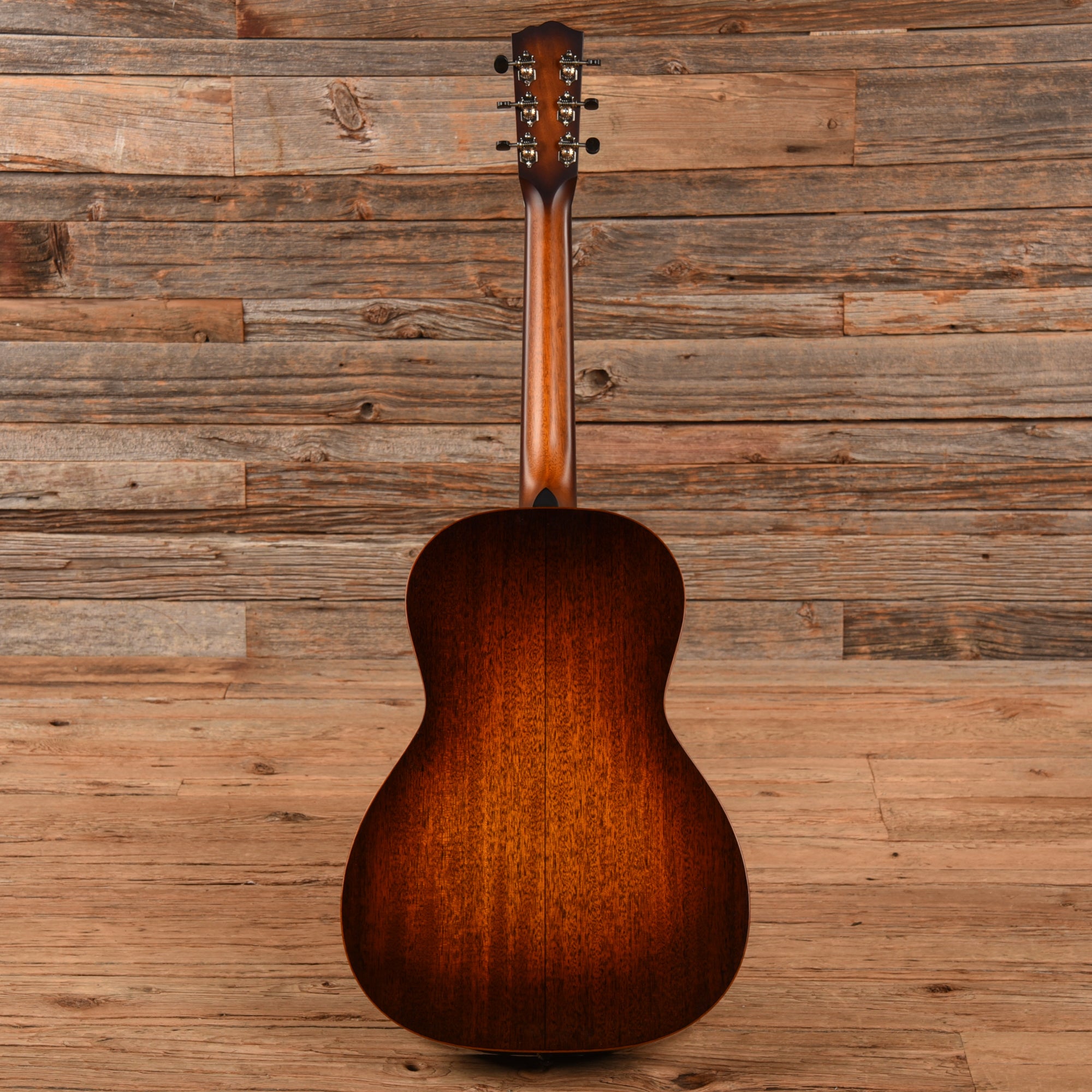 Santa Cruz 1929 00 Sunburst Acoustic Guitars / OM and Auditorium
