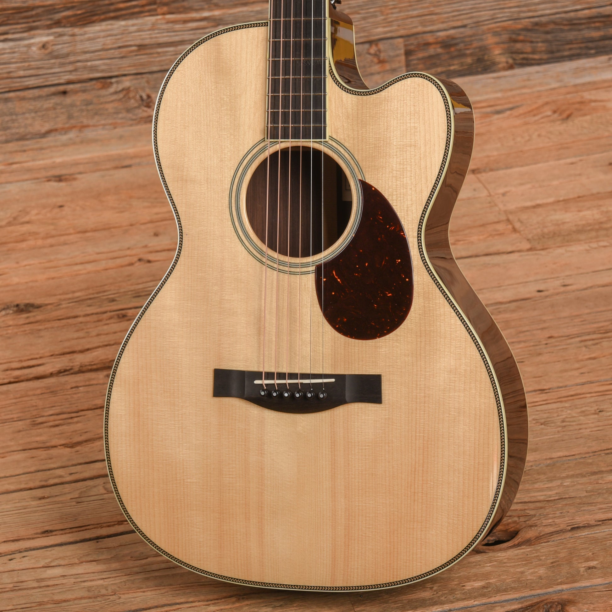 Santa Cruz Custom 000 Natural Acoustic Guitars / OM and Auditorium