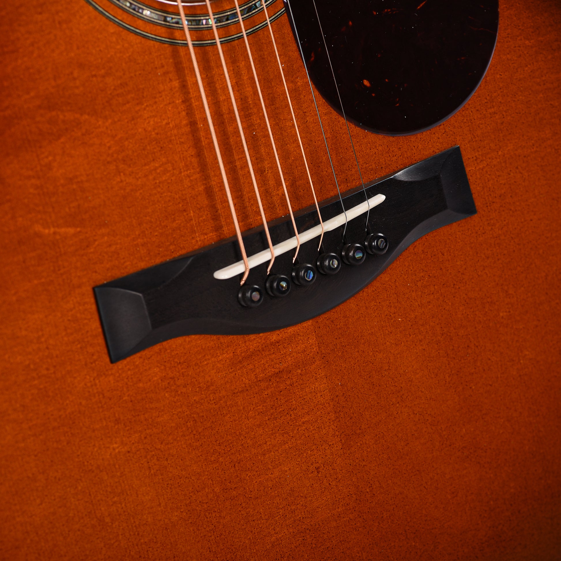 Santa Cruz F Model Bearclaw German Spruce/Flamed Maple Full Body Sunburst Acoustic Guitars / OM and Auditorium