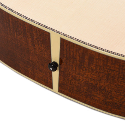 Santa Cruz OM Grand Old Growth Adirondack Spruce/Flamed Mahogany Natural Acoustic Guitars / OM and Auditorium
