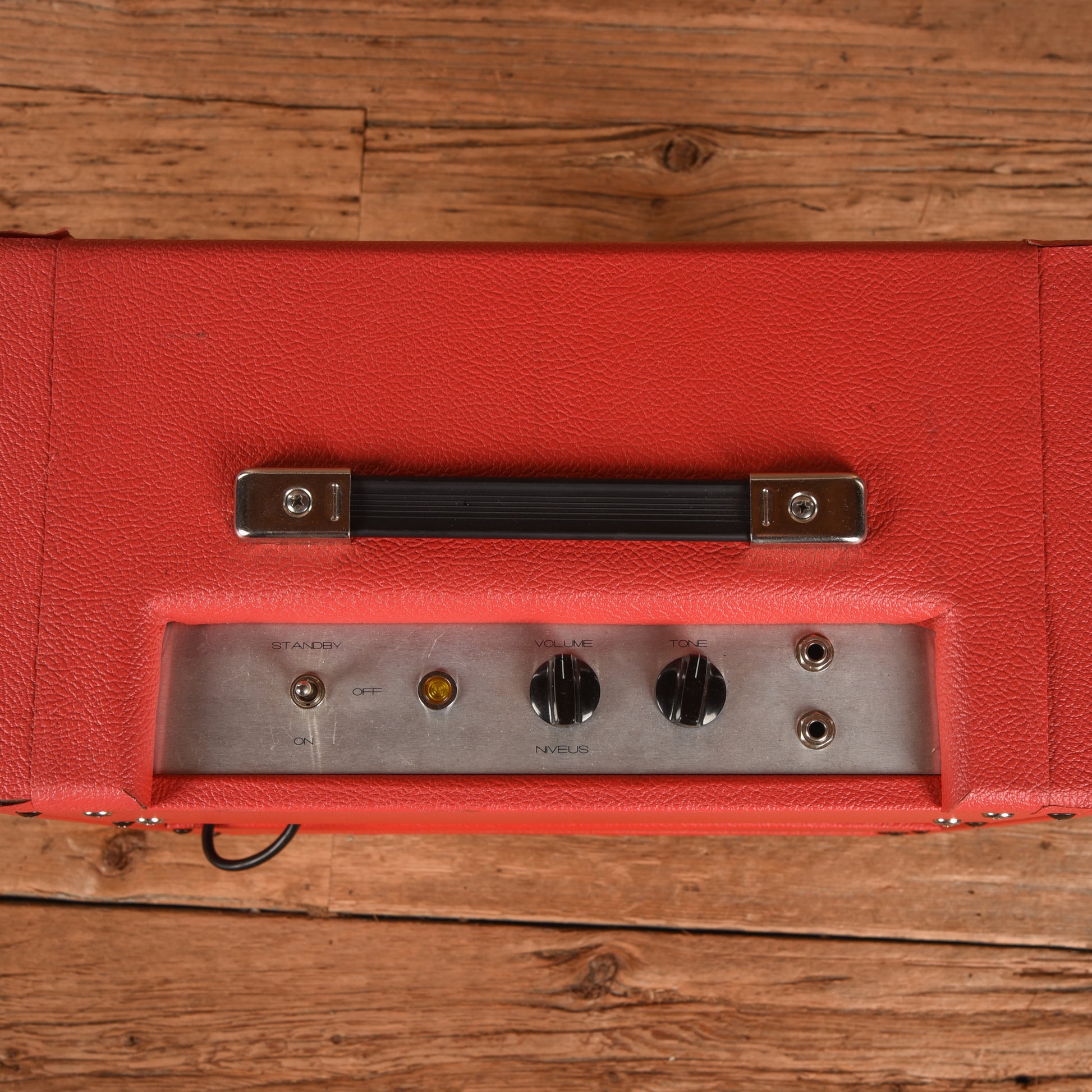 Satellite Niveus Combo Amps / Guitar Amps / Guitar Cabinets