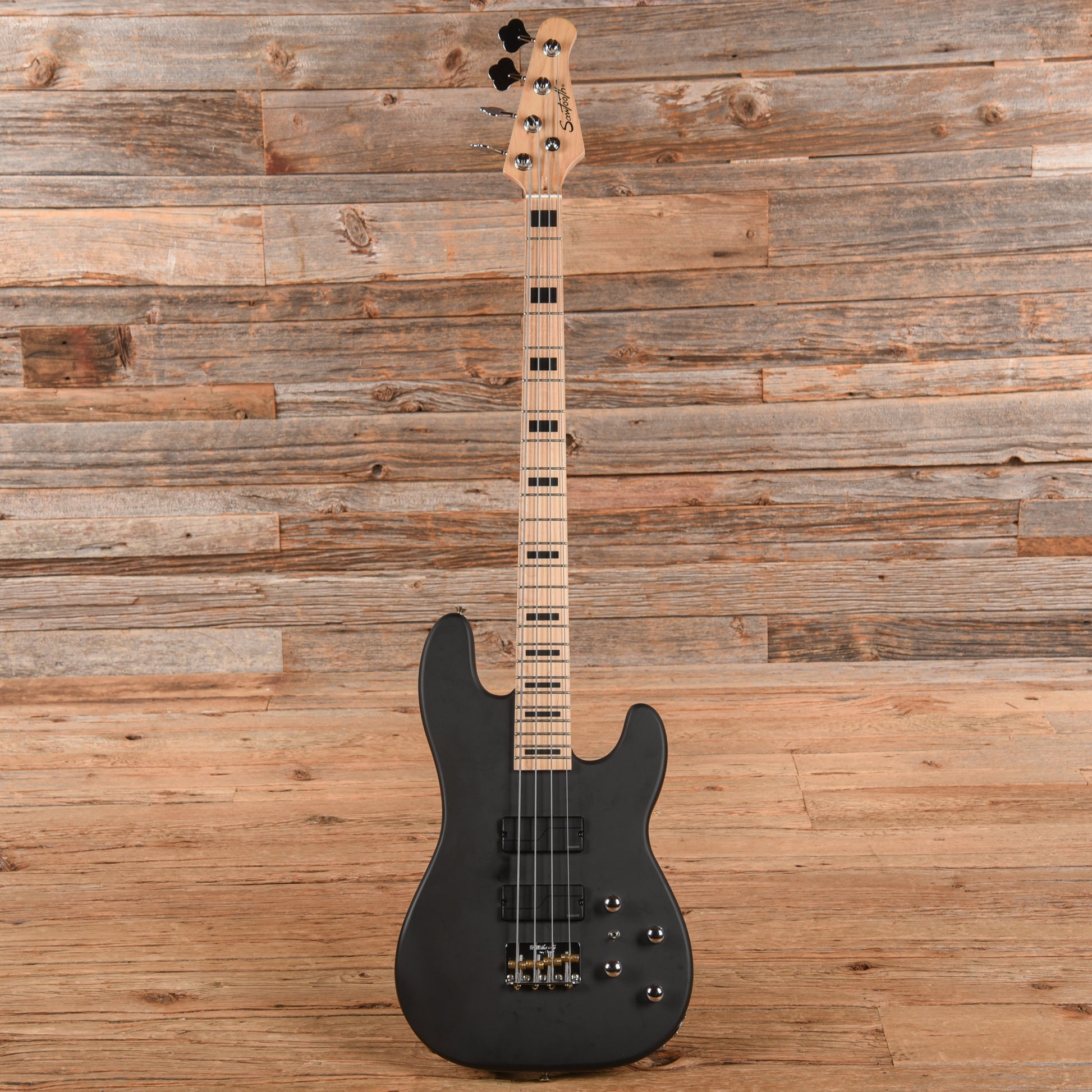 Sawtooth Rebel 24 Black Bass Guitars / 4-String