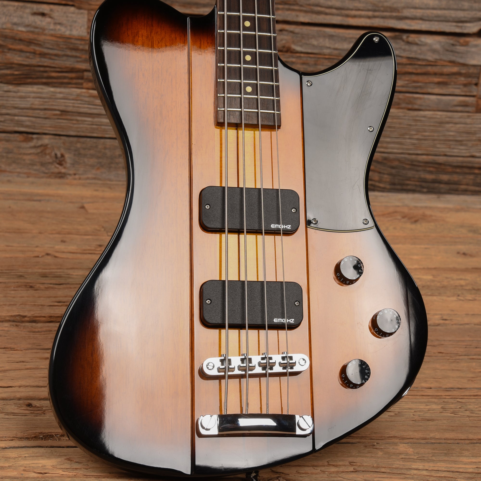 Schecter Ultra Bass 2 Sunburst 2010 Bass Guitars / 4-String